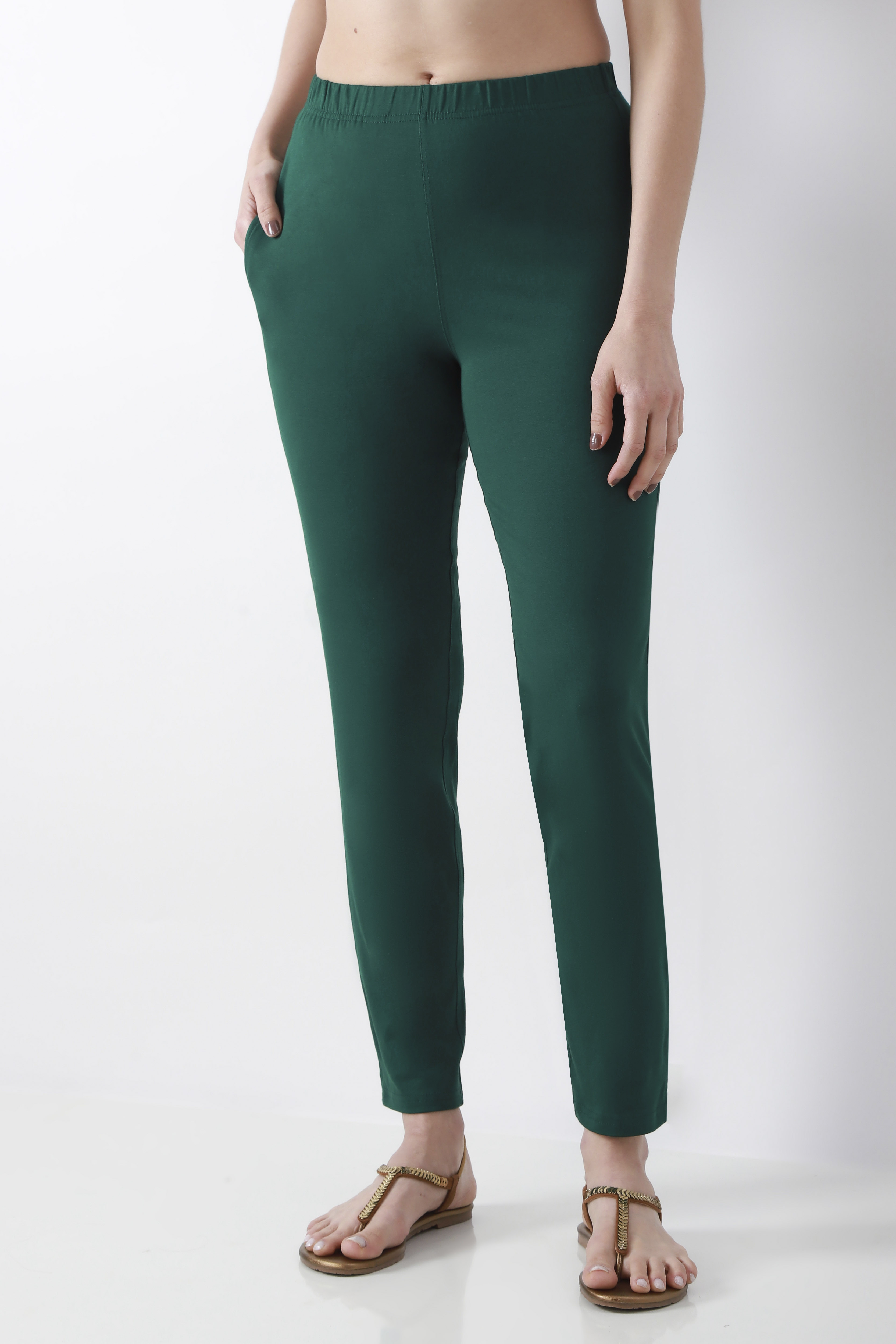 Blue Cotton Lycra Straight Pants image number 4