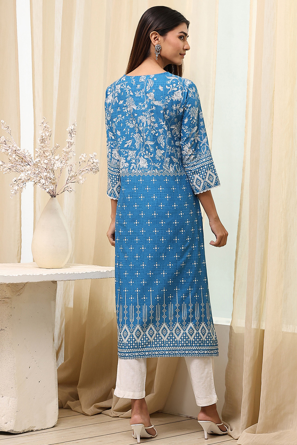 Blue Cotton Straight Kurta image number 3