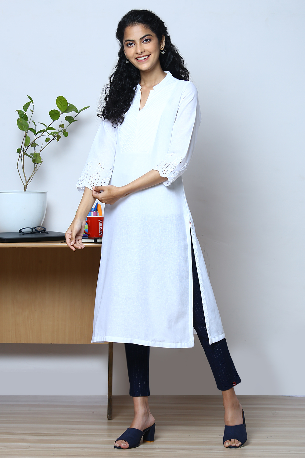 White Cotton Flax Kurta image number 2