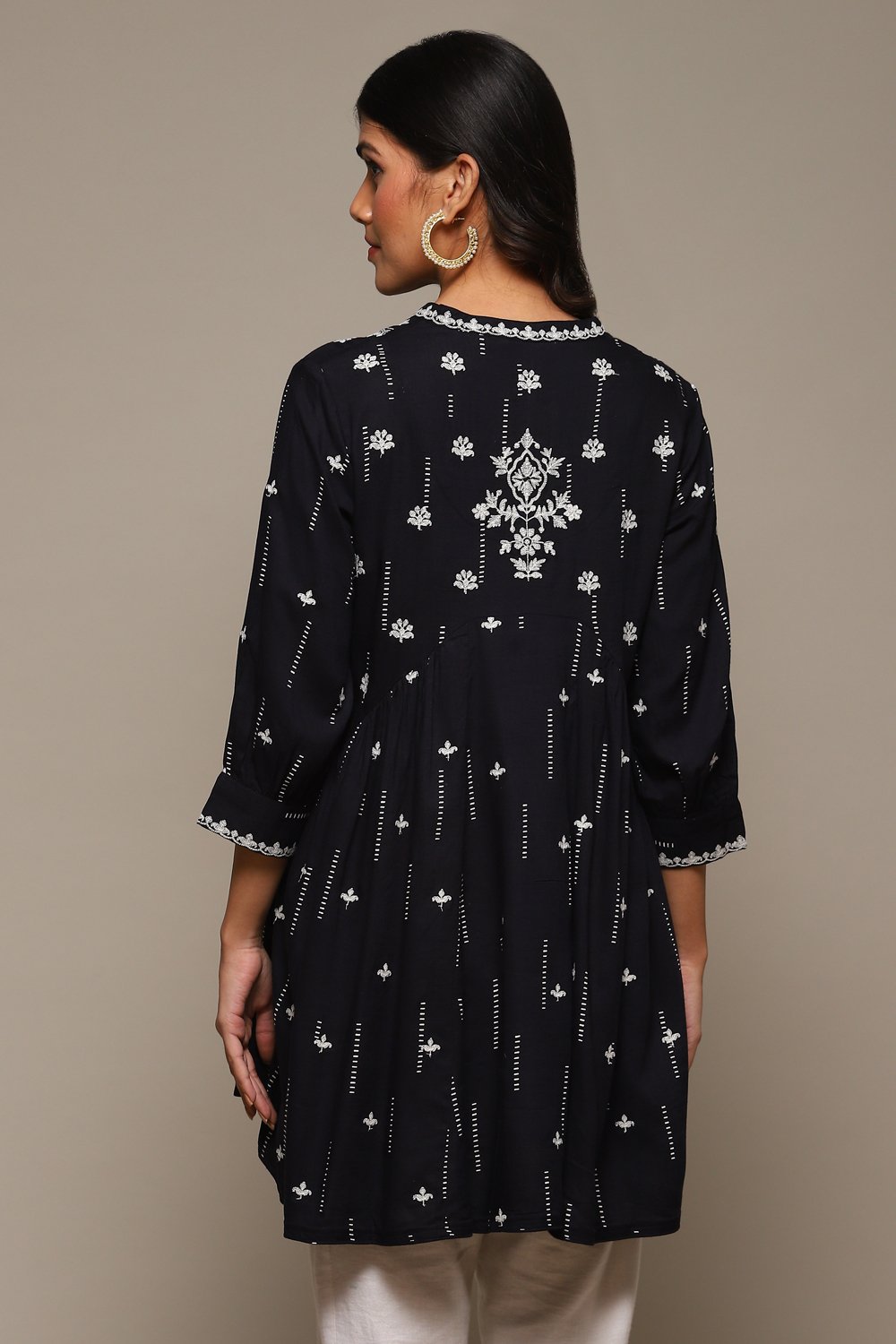 Black Rayon Printed Kurti image number 4