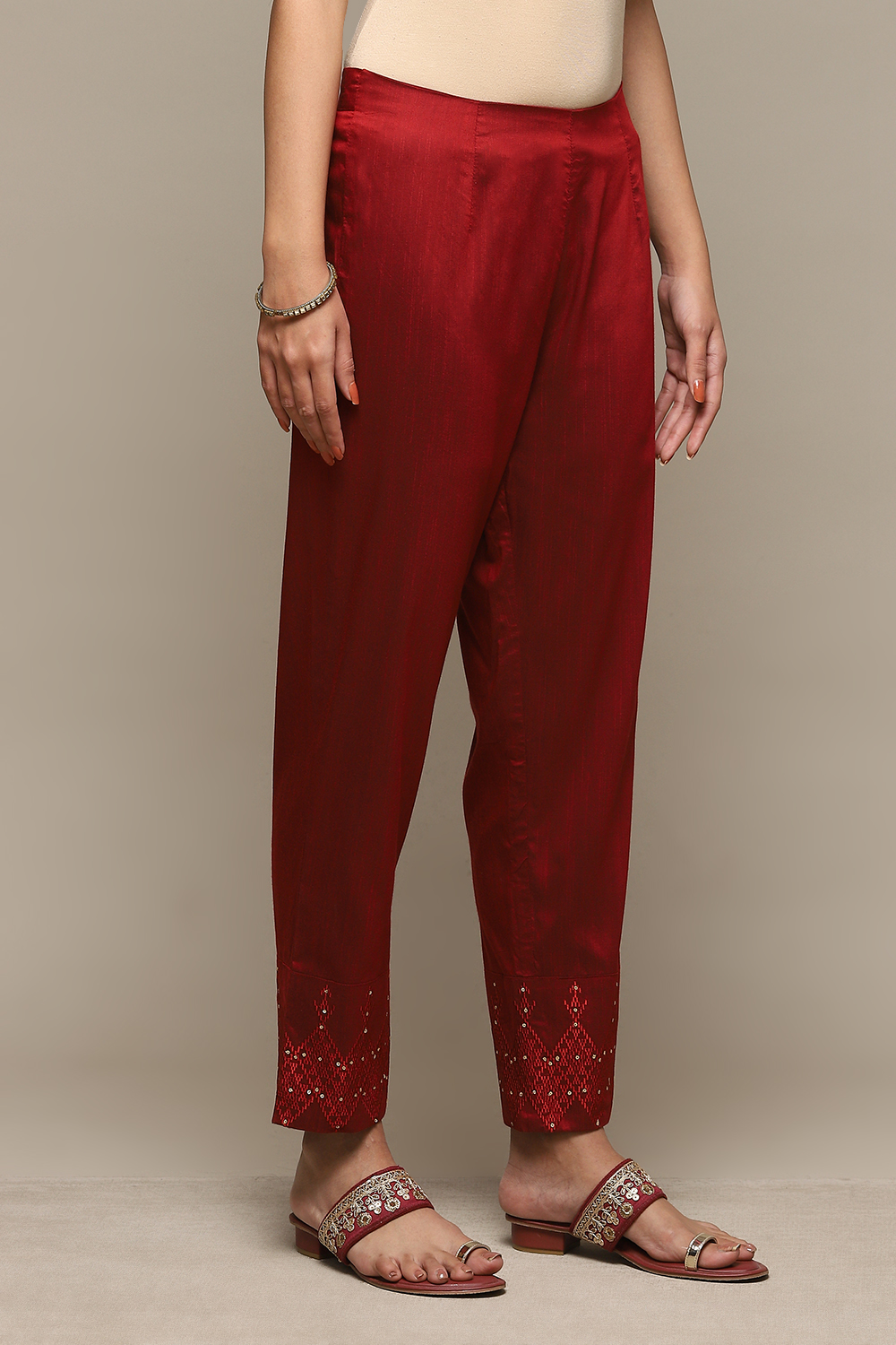 Maroon Viscose Yarndyed Narrow Pant image number 4