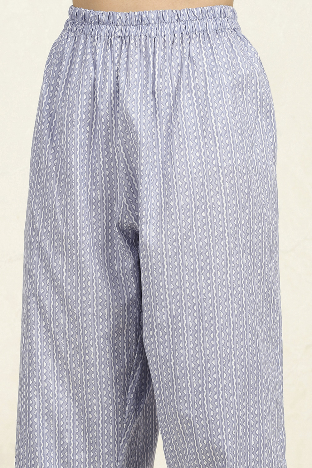 Blue Cotton Unstitched Suit Set image number 3