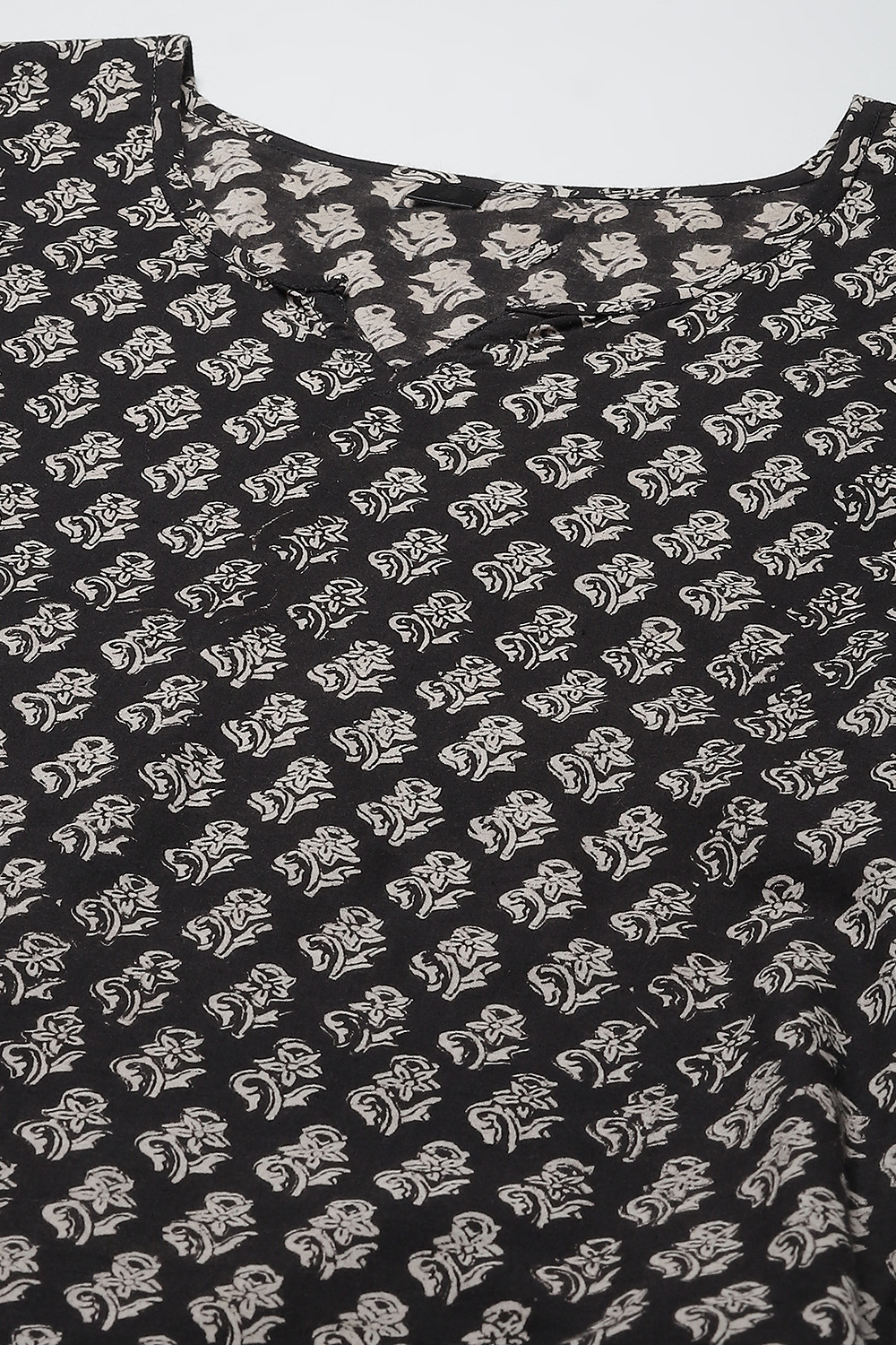 Black Cotton Hand Block Print Unstitched Suit Set image number 5