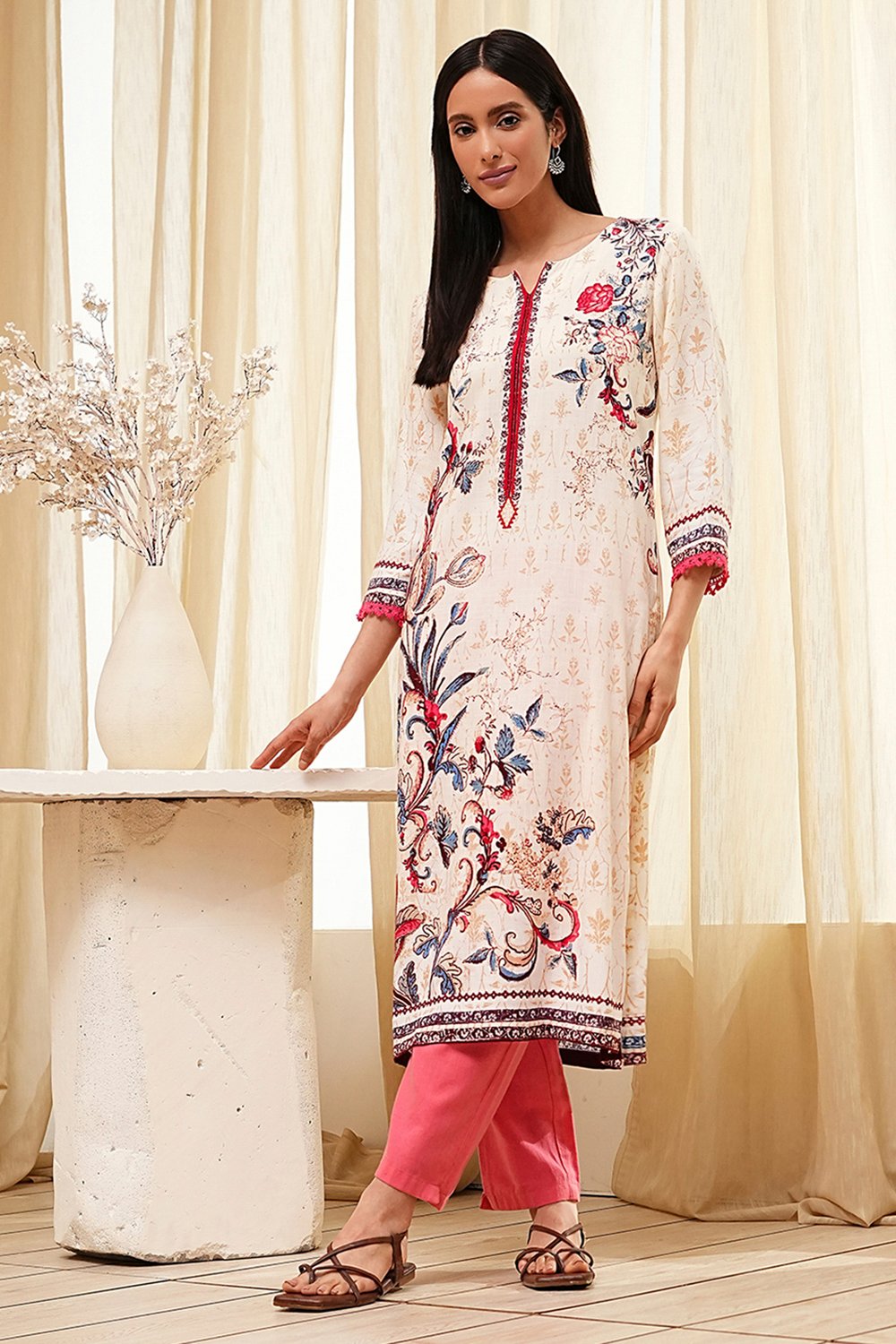 Ecru Floral Printed Straight Kurta image number 0