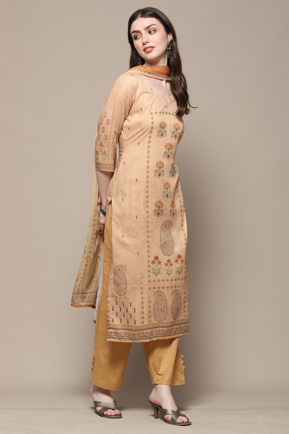 Red Cotton Blend Floral Digital Print Unstitched Suit Set image number 7