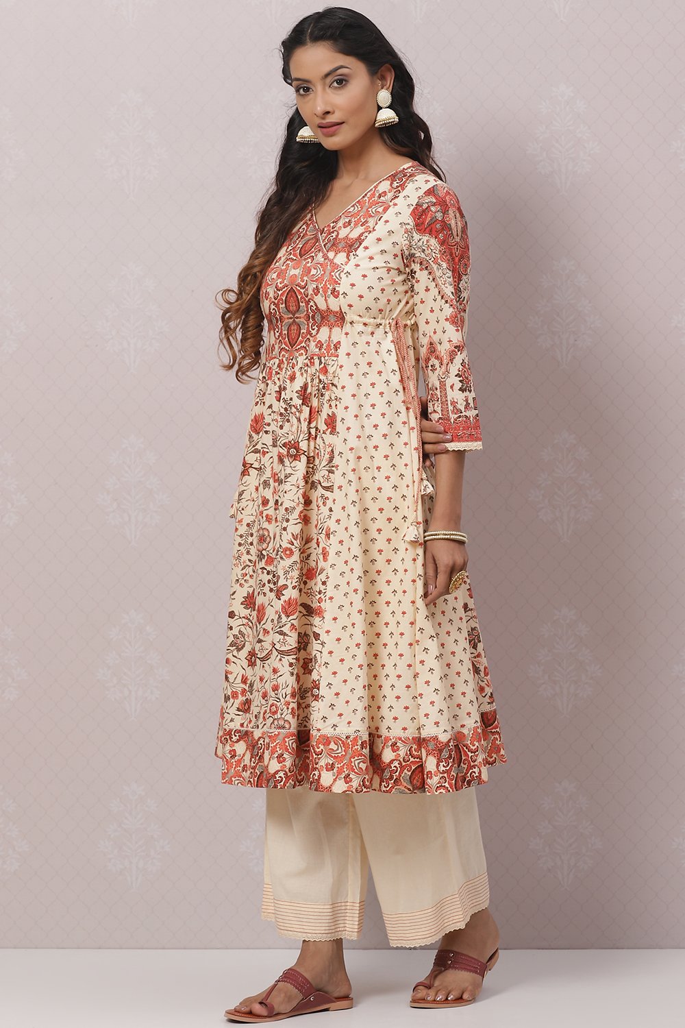 Cream Cotton Flared Kurta Set image number 3