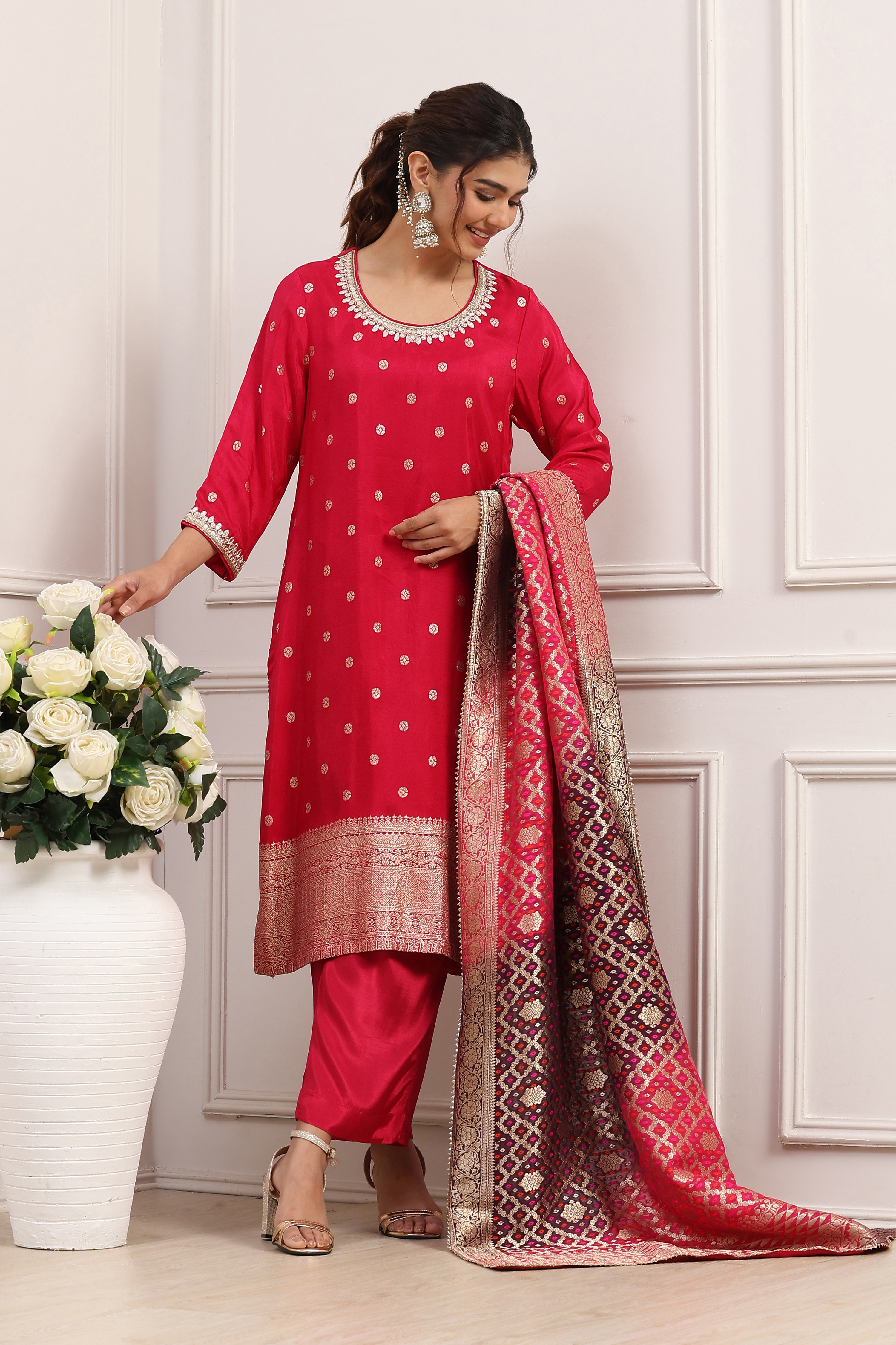 Pink Viscose Rayon Straight Suit Set image number 3