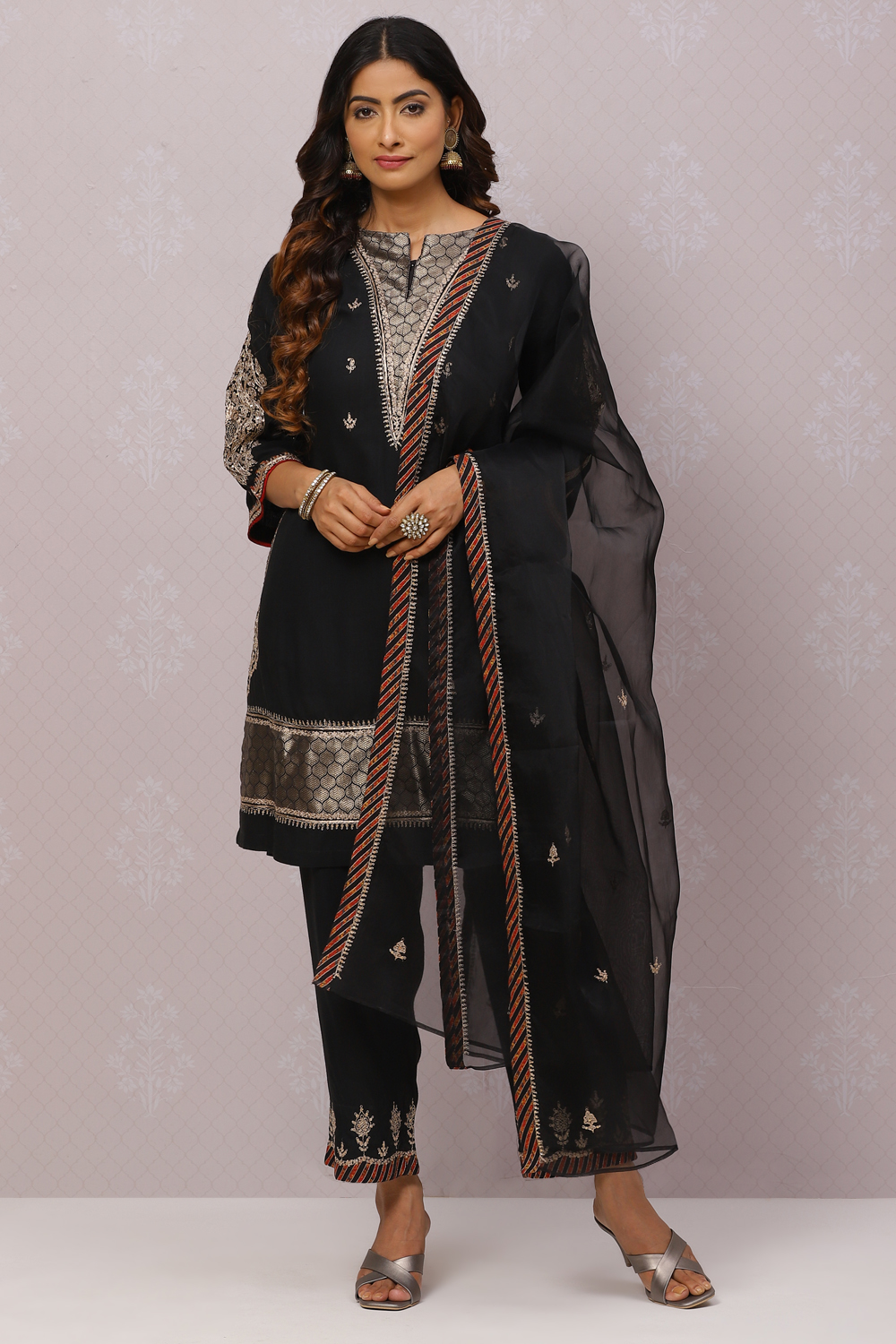 Black Viscose Cotton Straight Suit Set image number 0