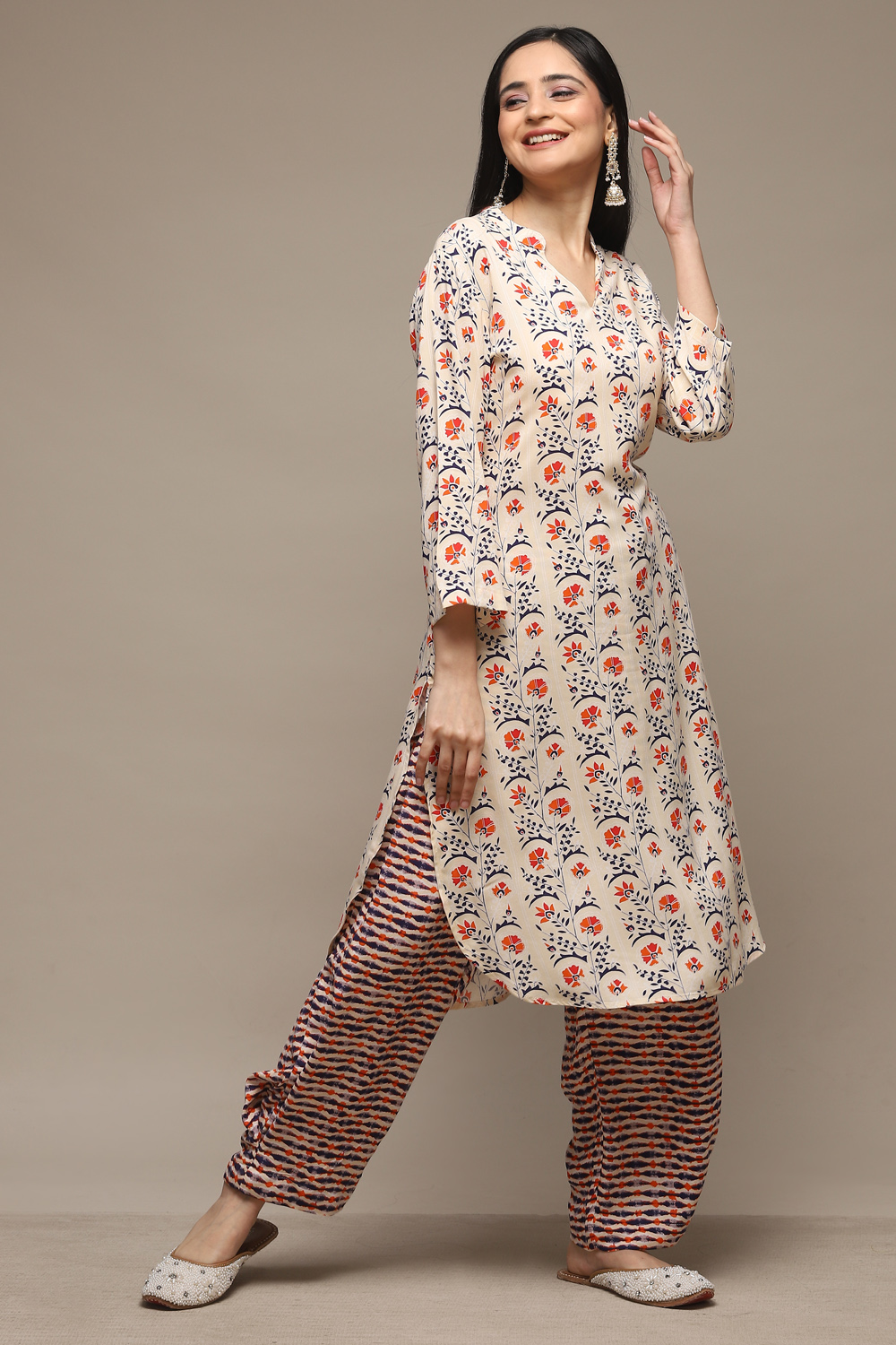 Yellow Rayon Straight Kurta Pants Suit Set image number 0