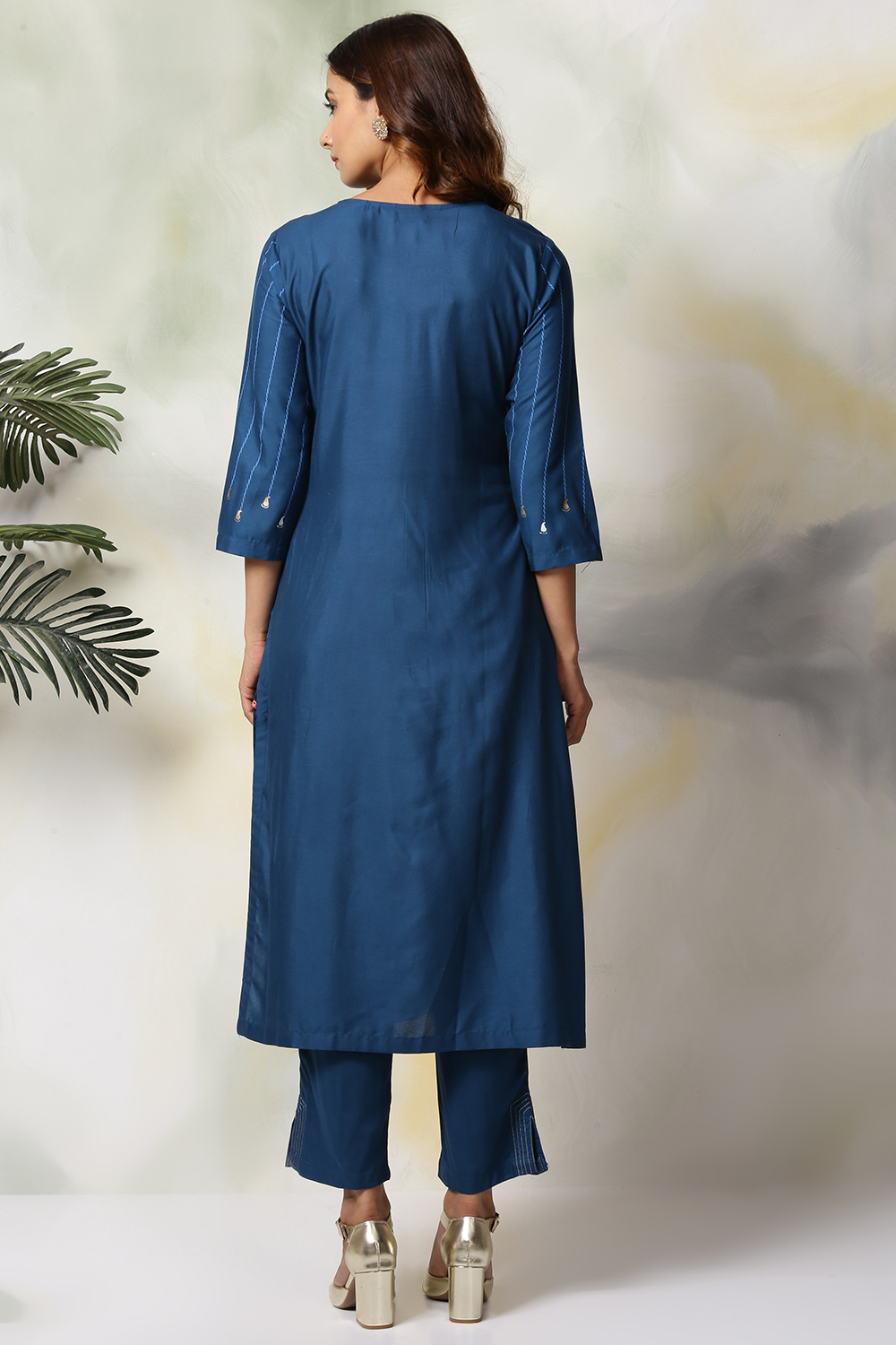 Blue Rayon Straight Kurta Pants Set image number 5