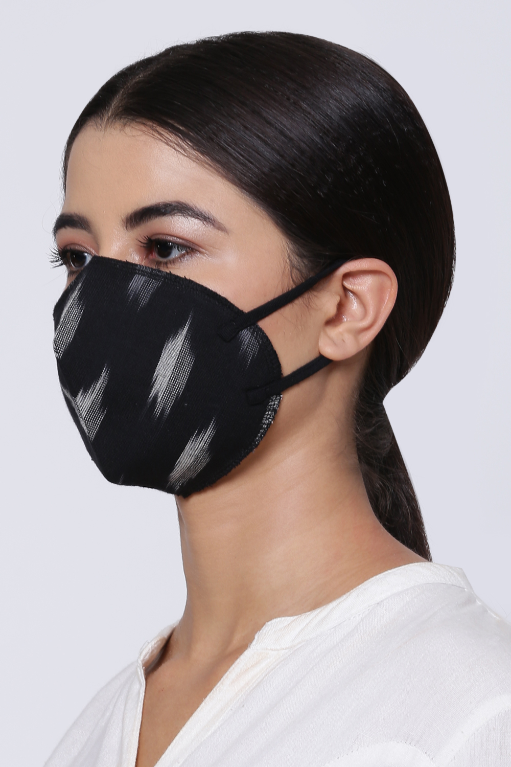 Black Cotton Yarndyed Face Mask image number 1
