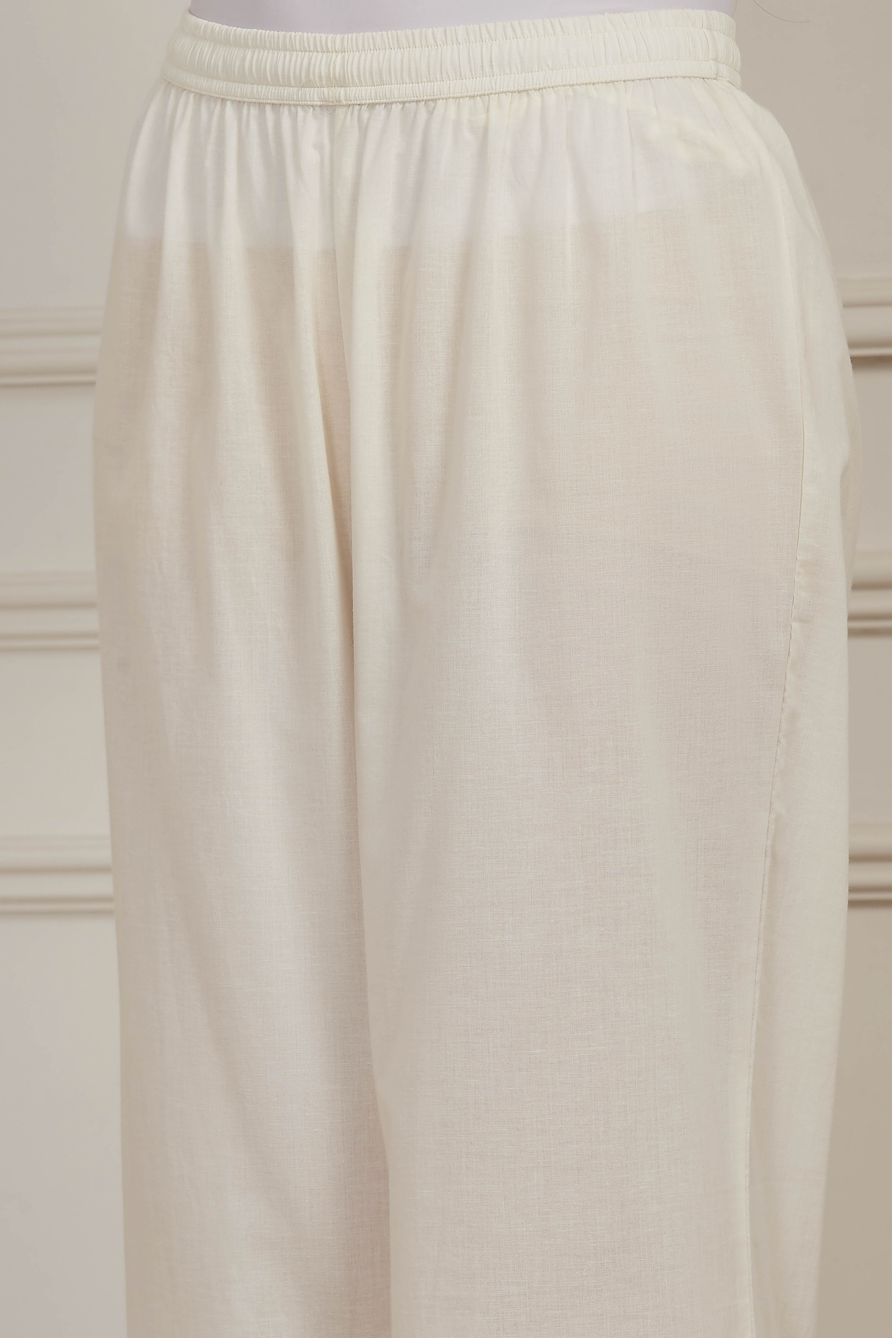 White Poly Chanderi Straight Suit Set image number 2