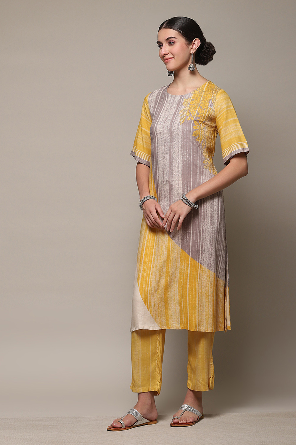 Ice Blue LIVA Straight Printed 2 Piece Set image number 3