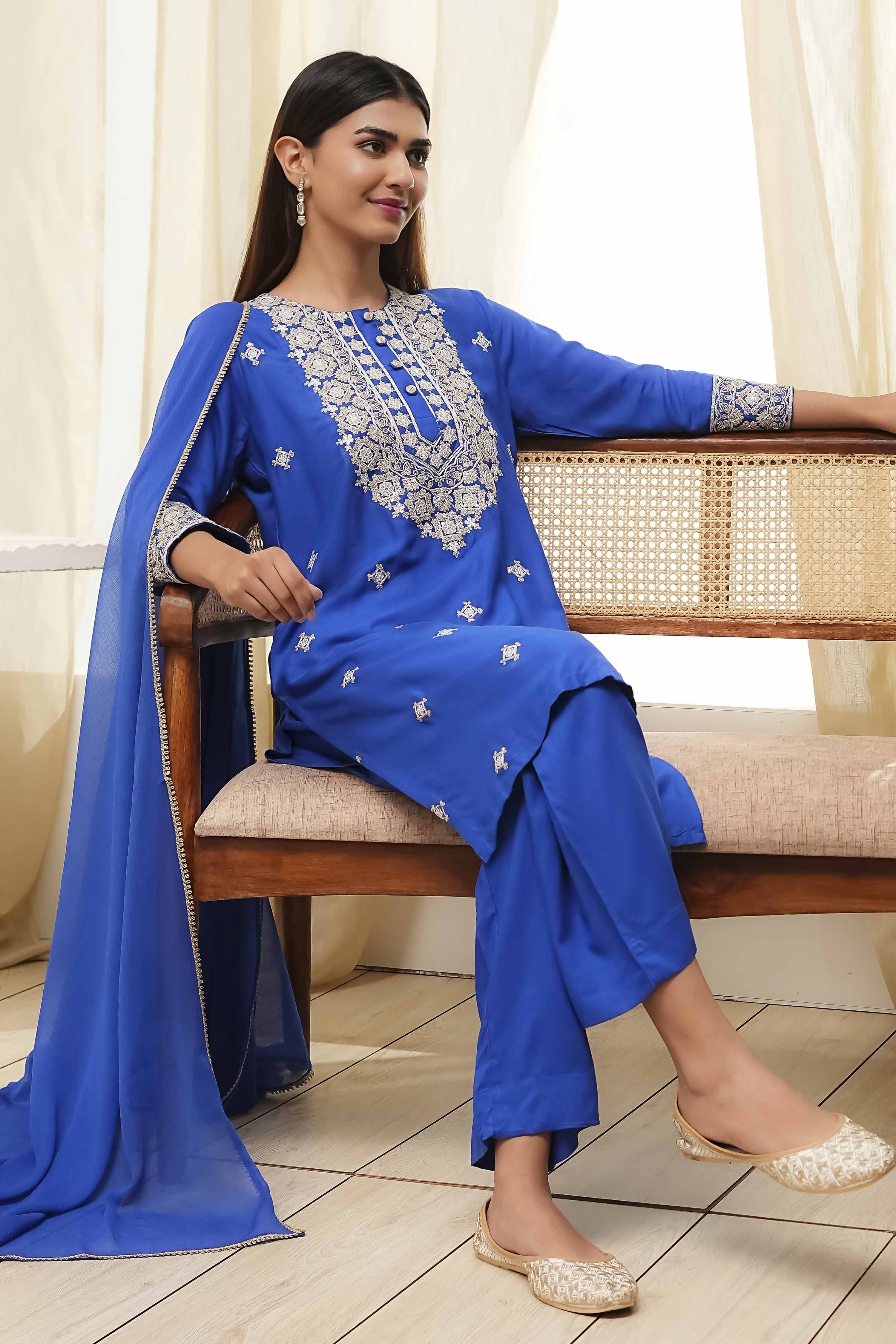 Blue Embroidered Straight Suit Set image number 0