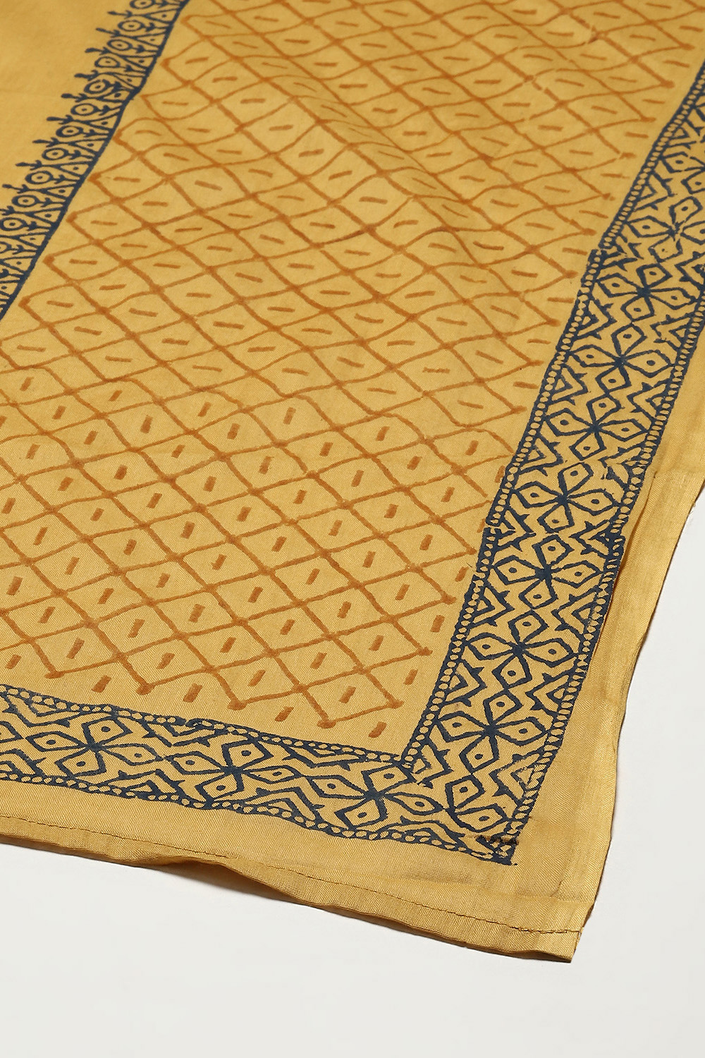 Blue Cotton Printed Unstitched Suit Set image number 4