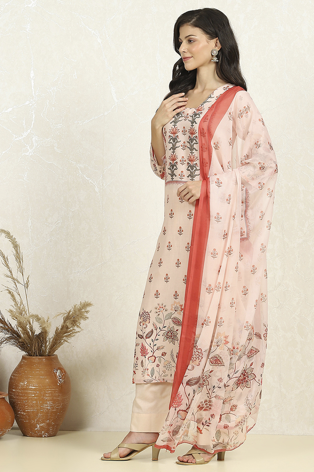 Cream Cotton Unstitched Suit Set image number 4