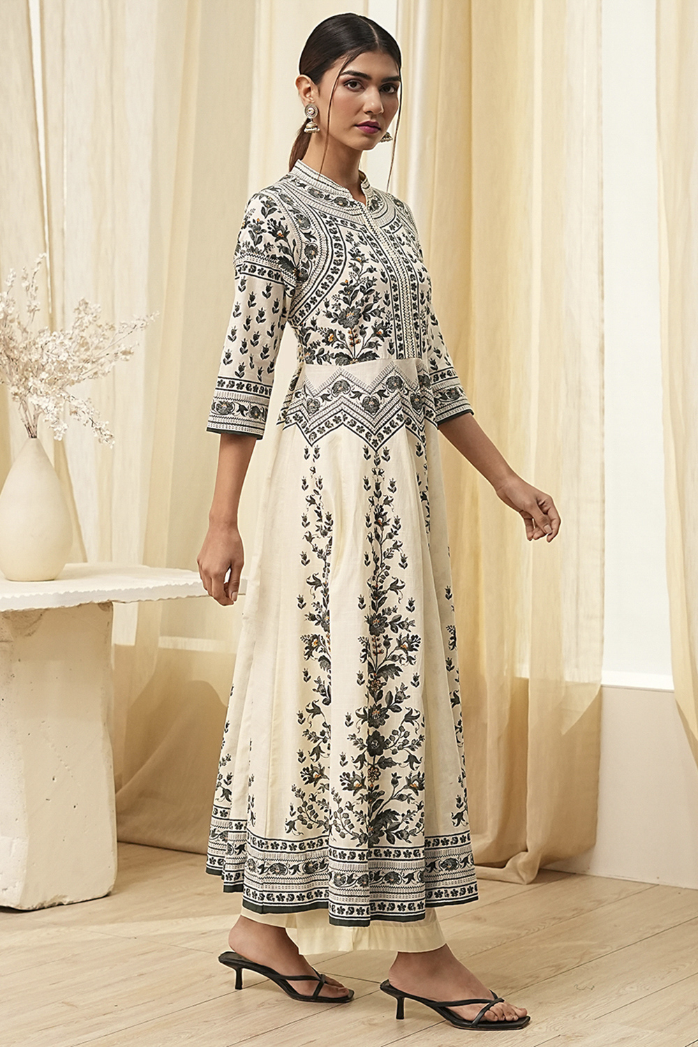 White and Black Cotton Printed Anarkali Kurta Set image number 5