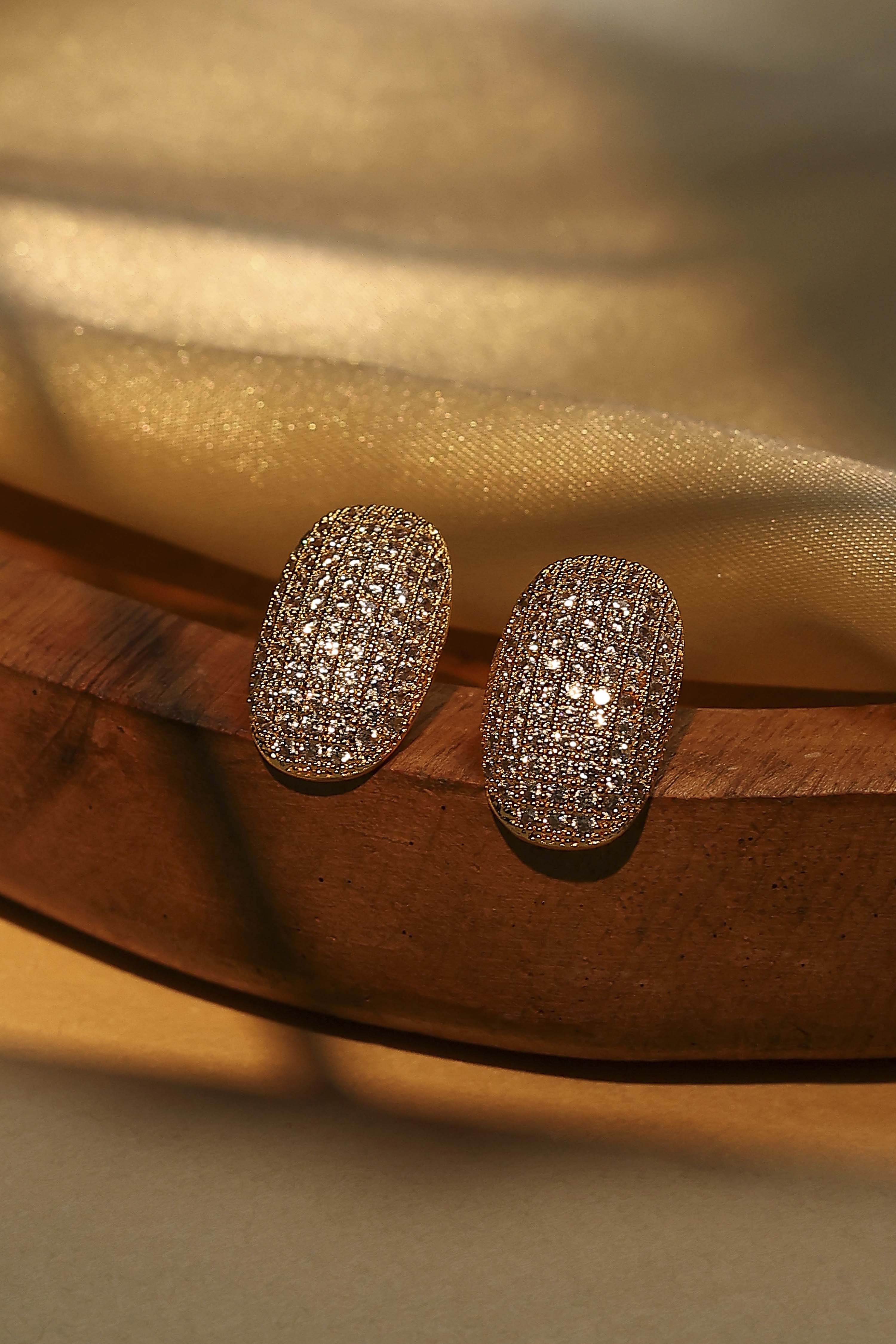 White Brass Studs image number 0