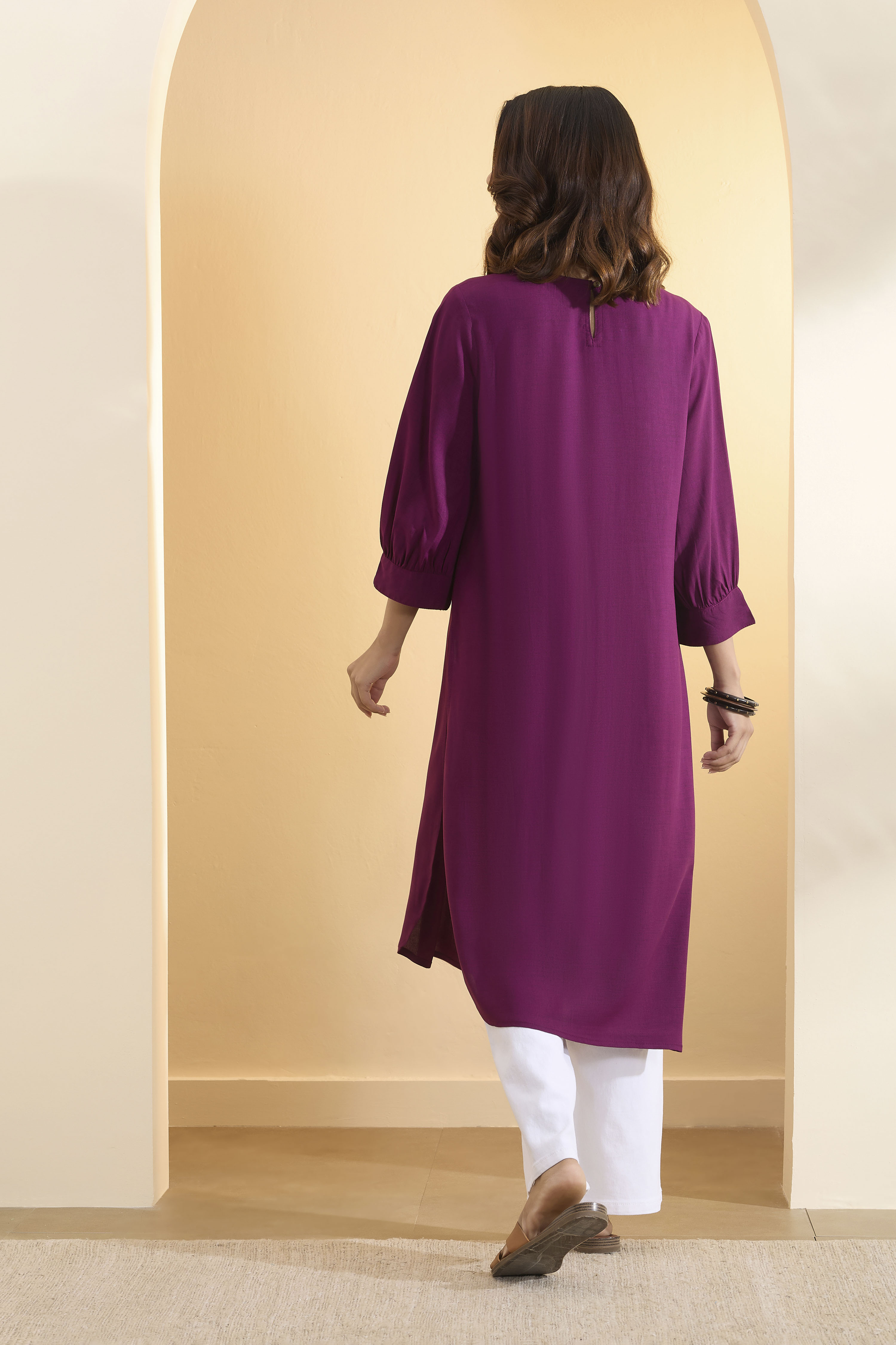 Mustard Viscose Rayon Straight Kurta image number 3