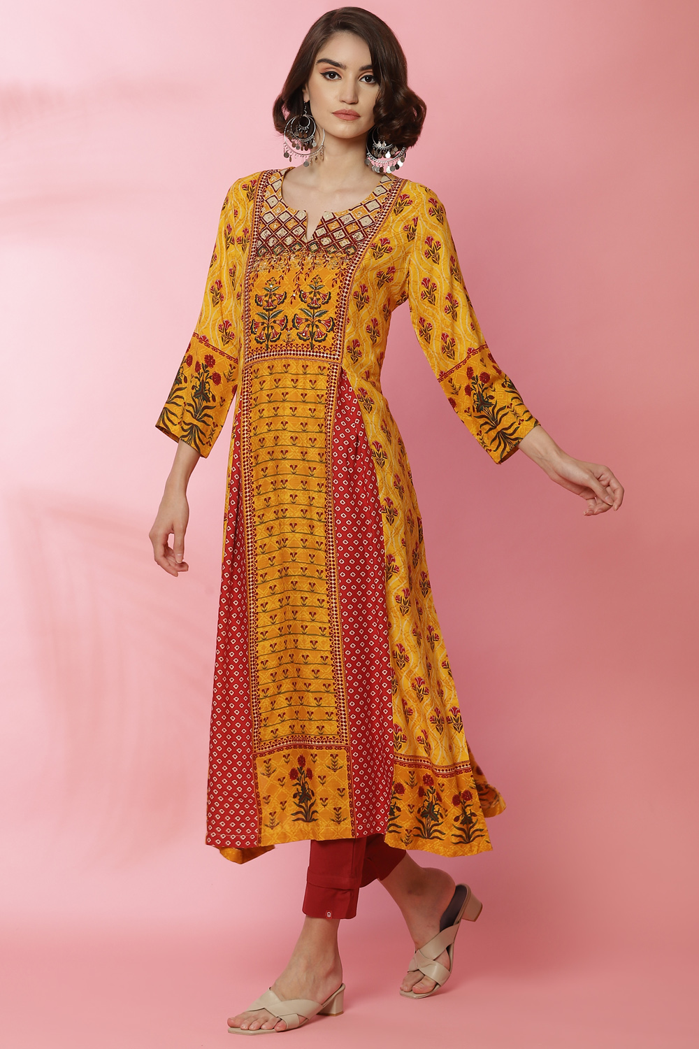 Mustard LIVA Straight Printed Kurta image number 0