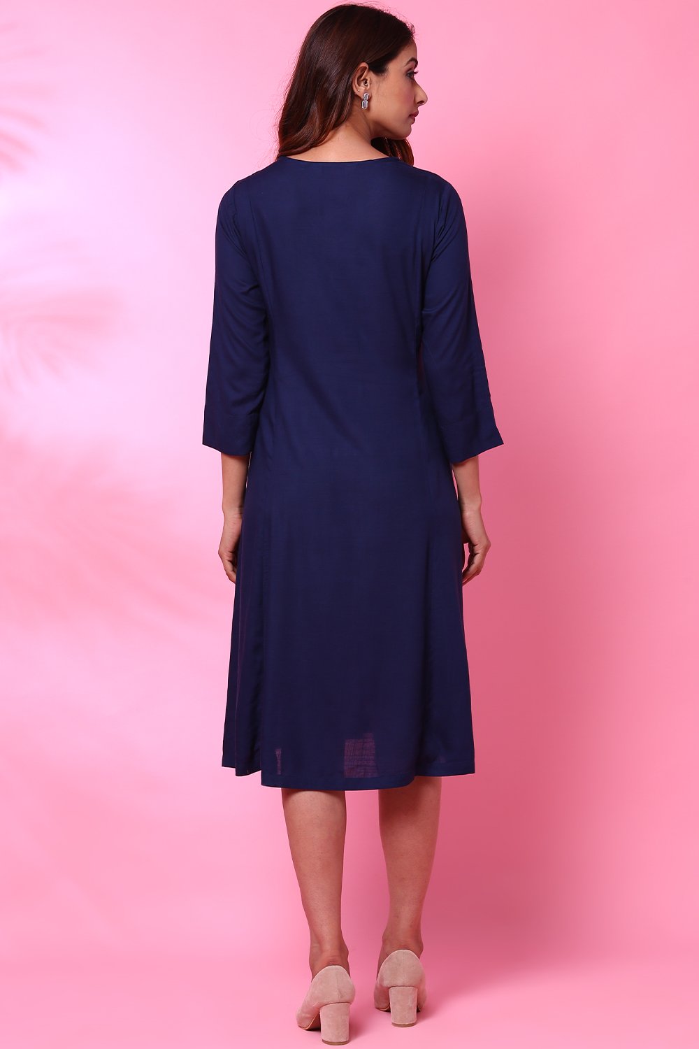Indigo Rayon A-Line Solid Dress image number 5