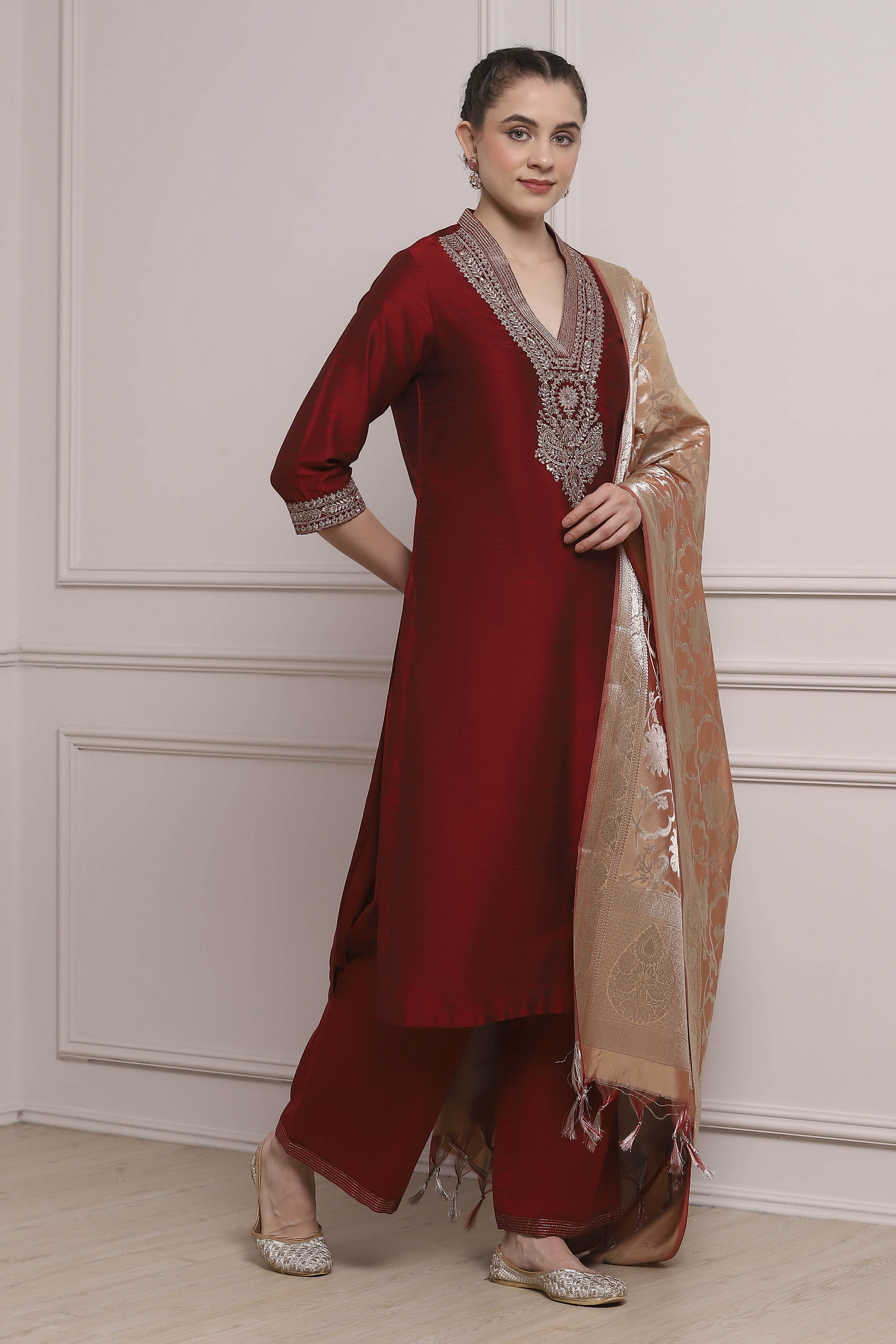 Blue and Pink Solid Straight Suit Set image number 5