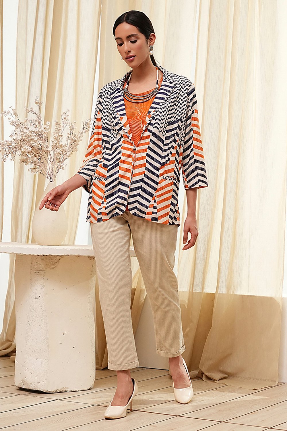 Orange Printed Straight Jacket image number 5