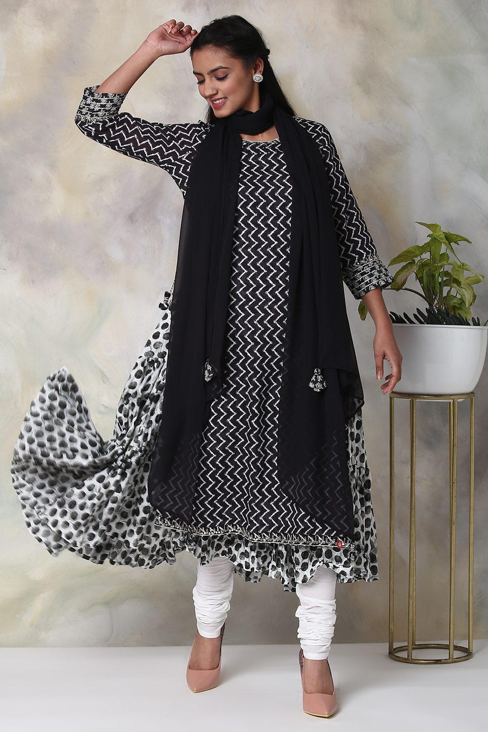 Black Cotton Double Layered Kurta Churidar Suit Set image number 4