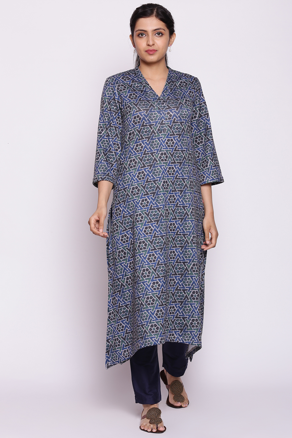 Olive Green Winter Printed Kurta image number 2