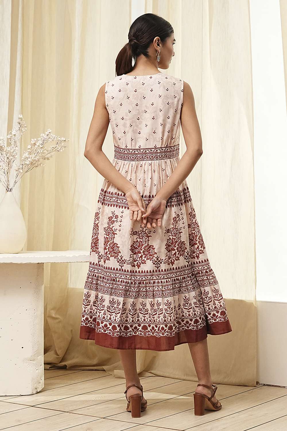 White and Rust Cotton Tiered Dress image number 3