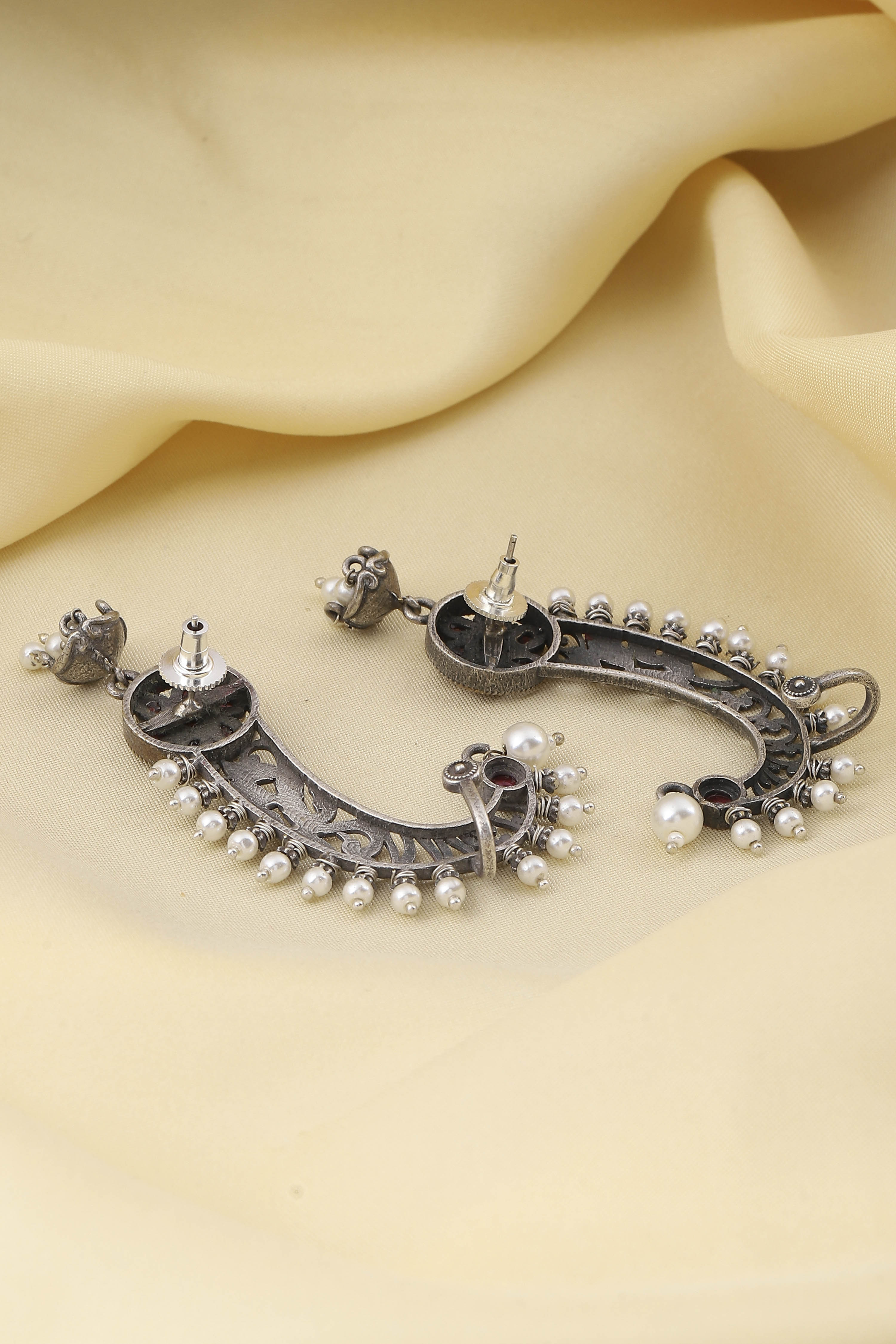 Dark Pink Brass Earcuff image number 2