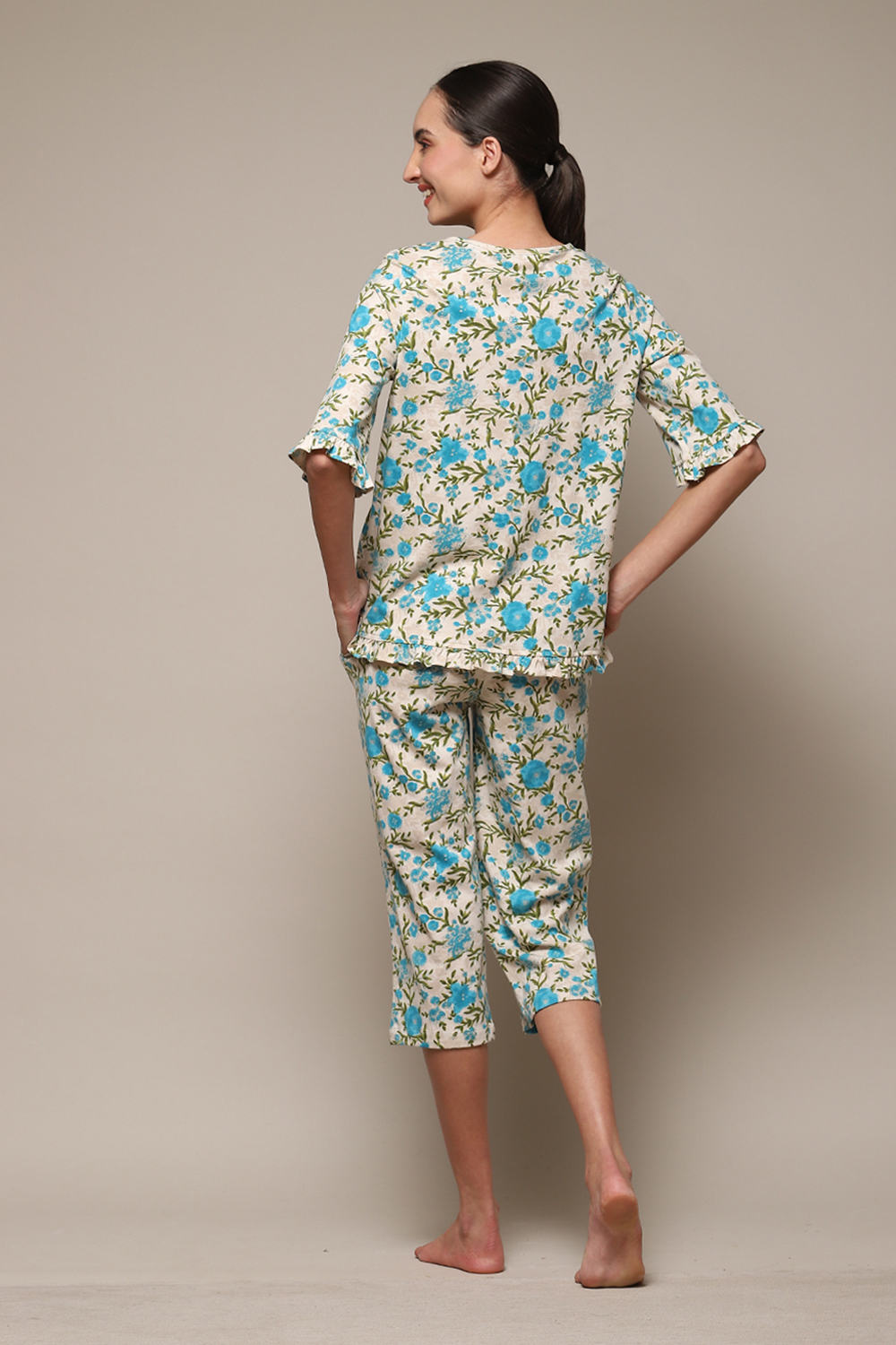 Off White & Turquoise Cotton Printed 2 Piece Sleepwear Set image number 4