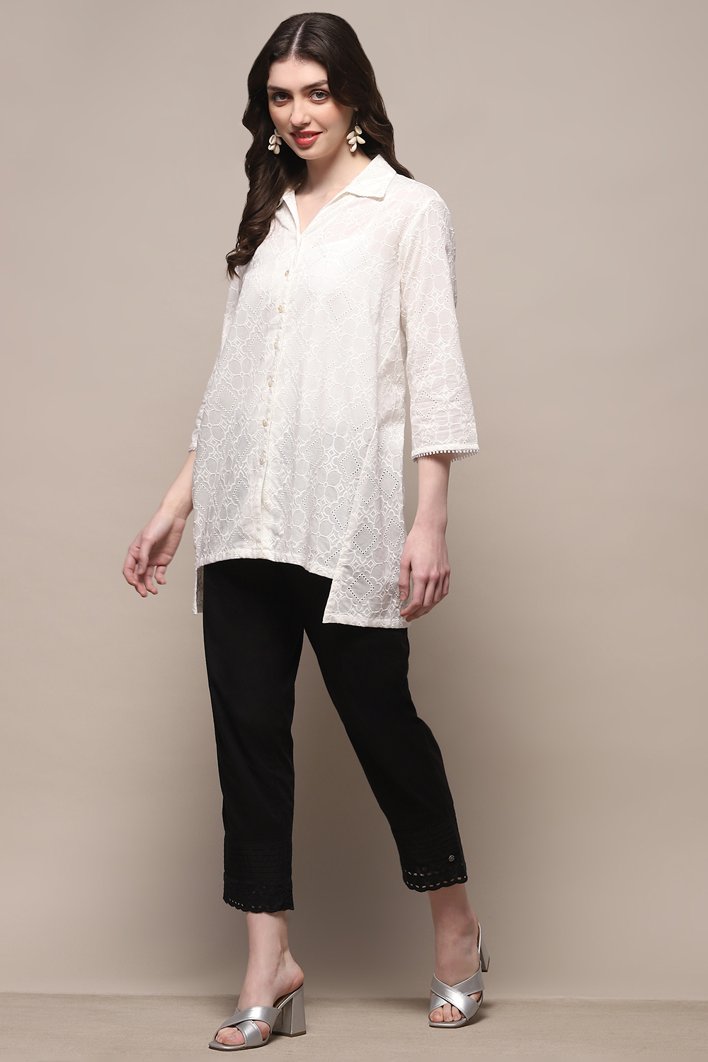 White Cotton Straight Kurta image number 0