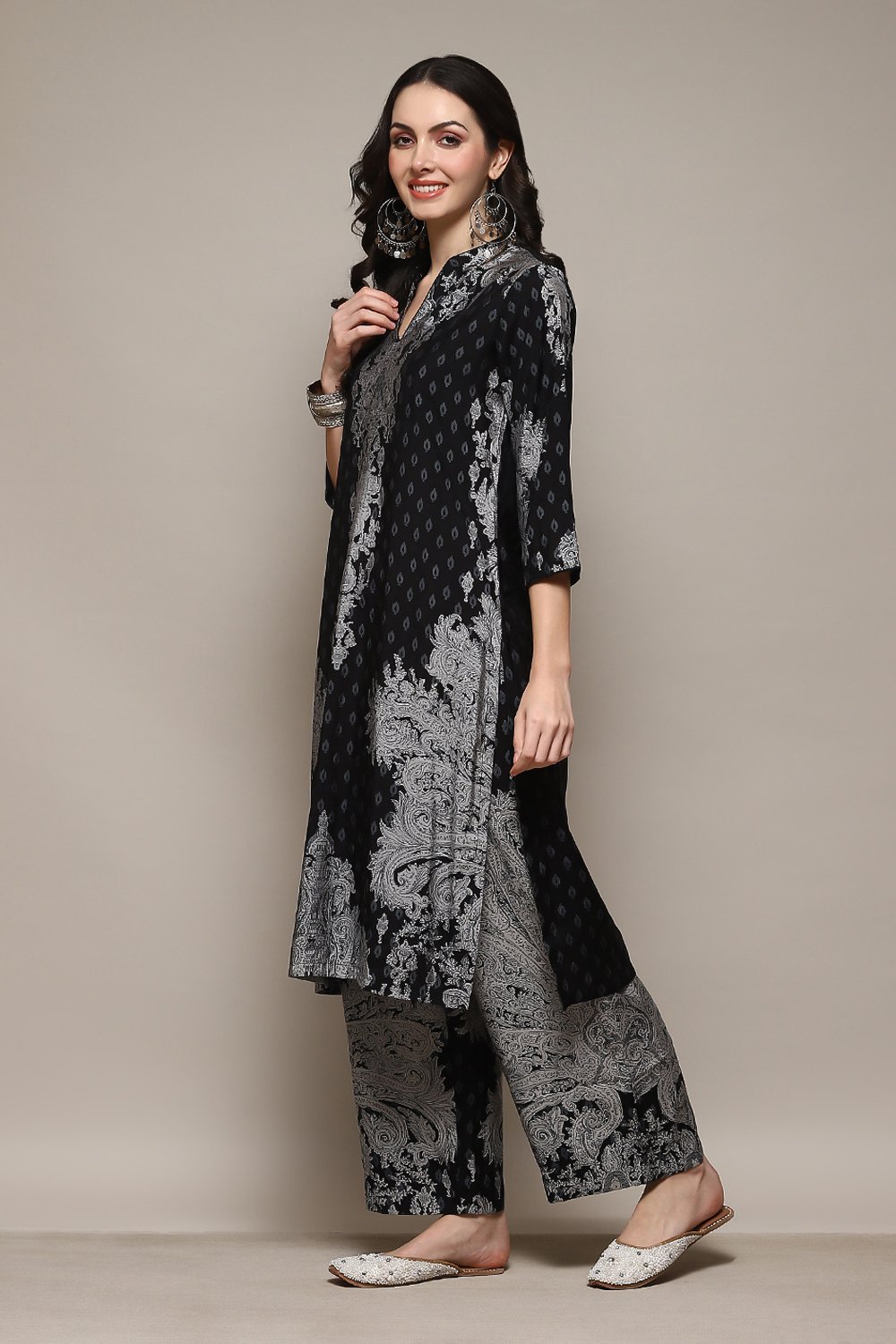 Black Poly Viscose Straight Printed 2 Piece Set image number 3