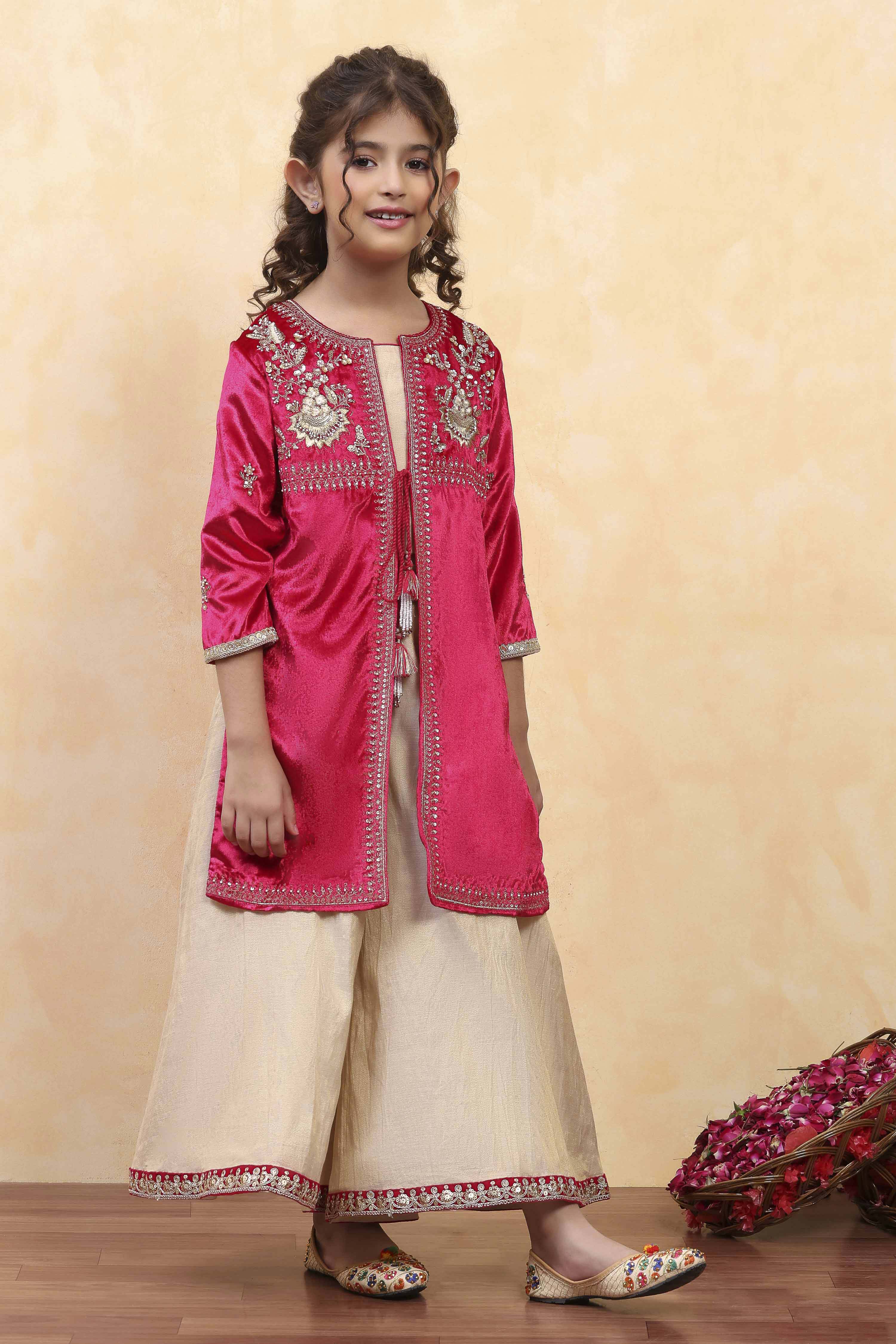 Red Cotton Yarndyed Front open Suit Set image number 5