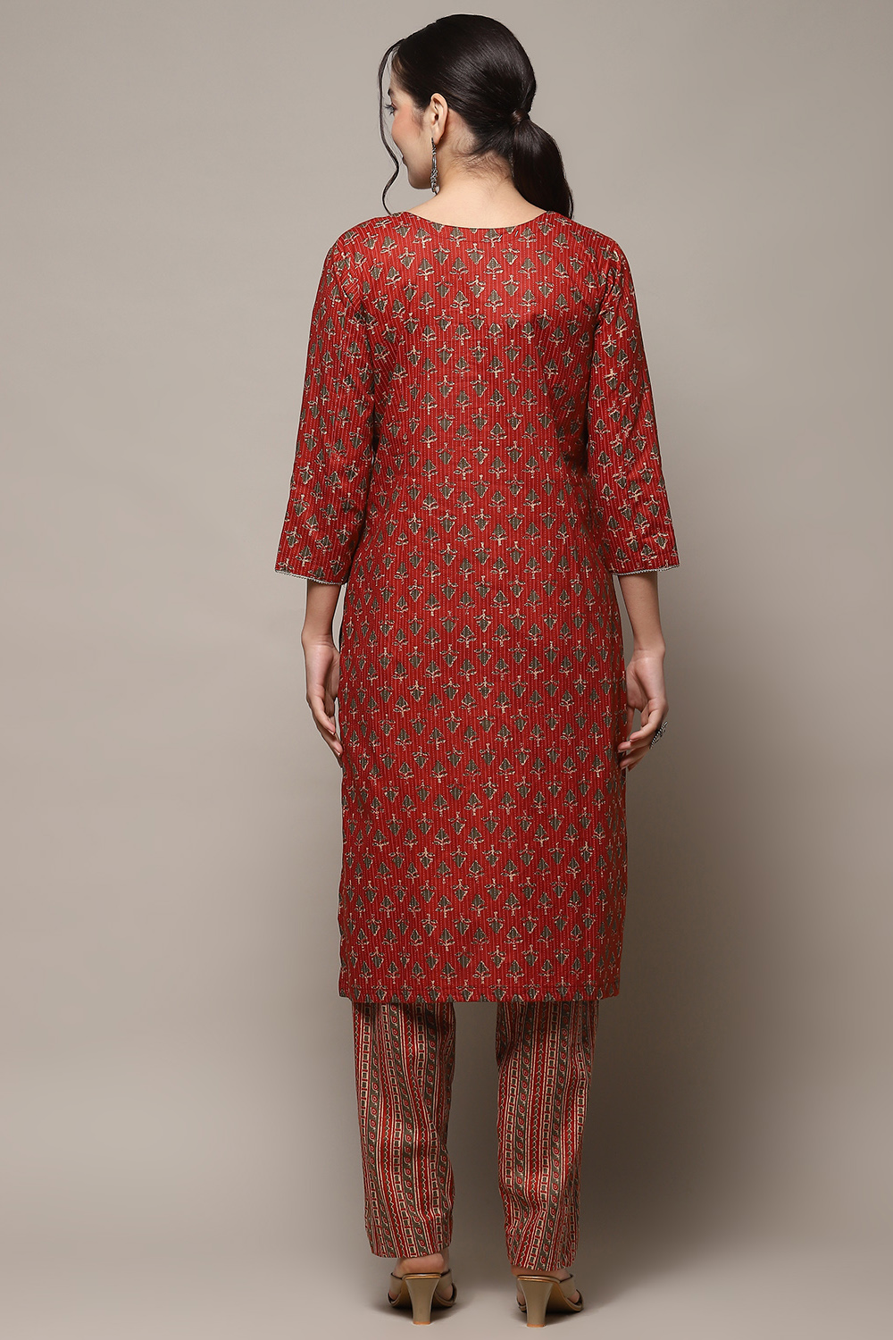 Green Cotton Unstitched Suit set image number 6