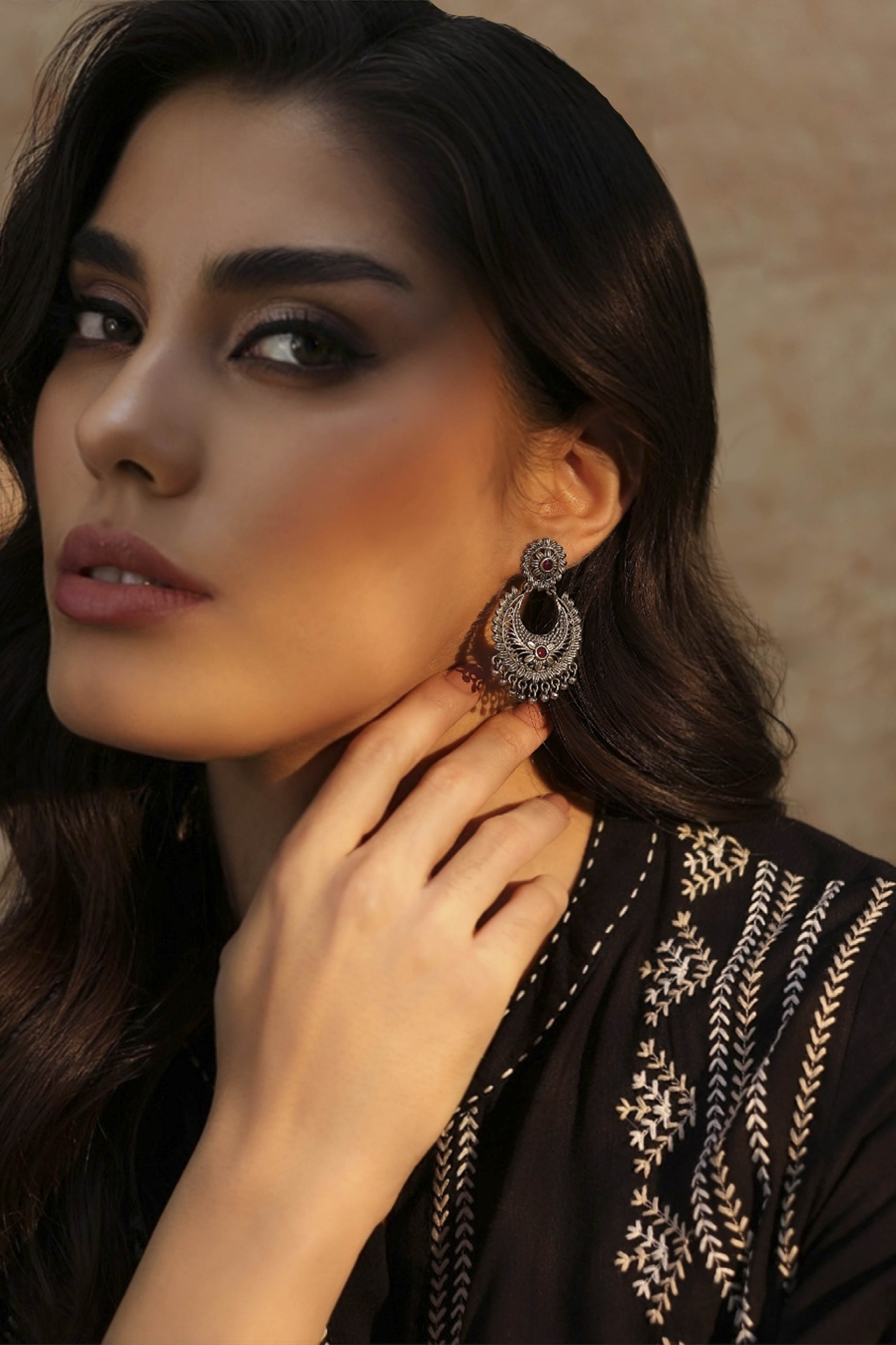 Oxid Pink Brass Oxidised Chaandbali image number 2