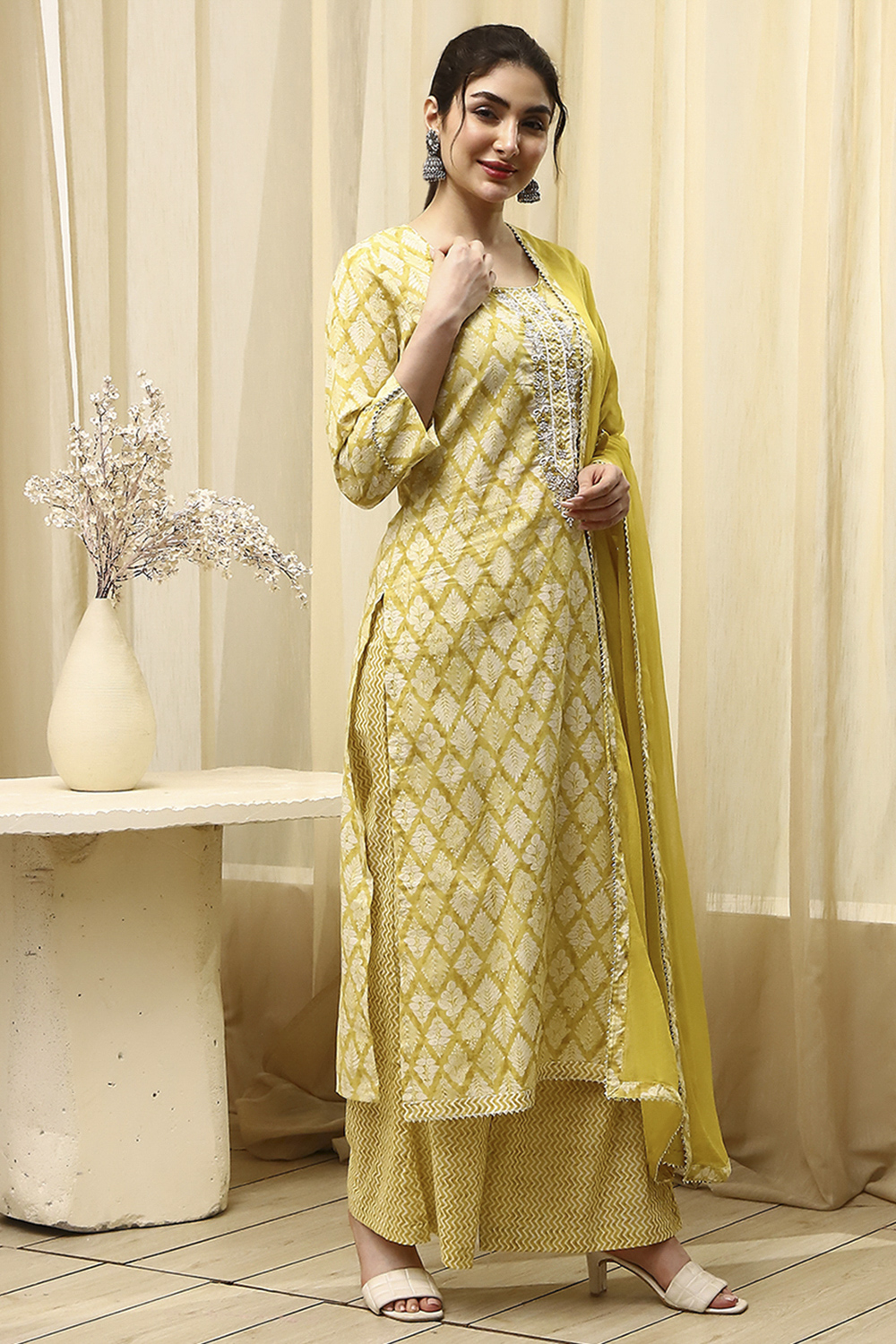 Coral Cotton Printed Embroidered Unstitched Suit Set image number 6
