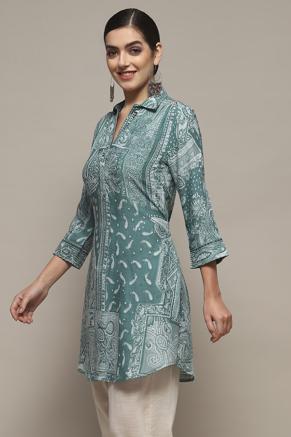 Navy Viscose Straight Kurti image number 3