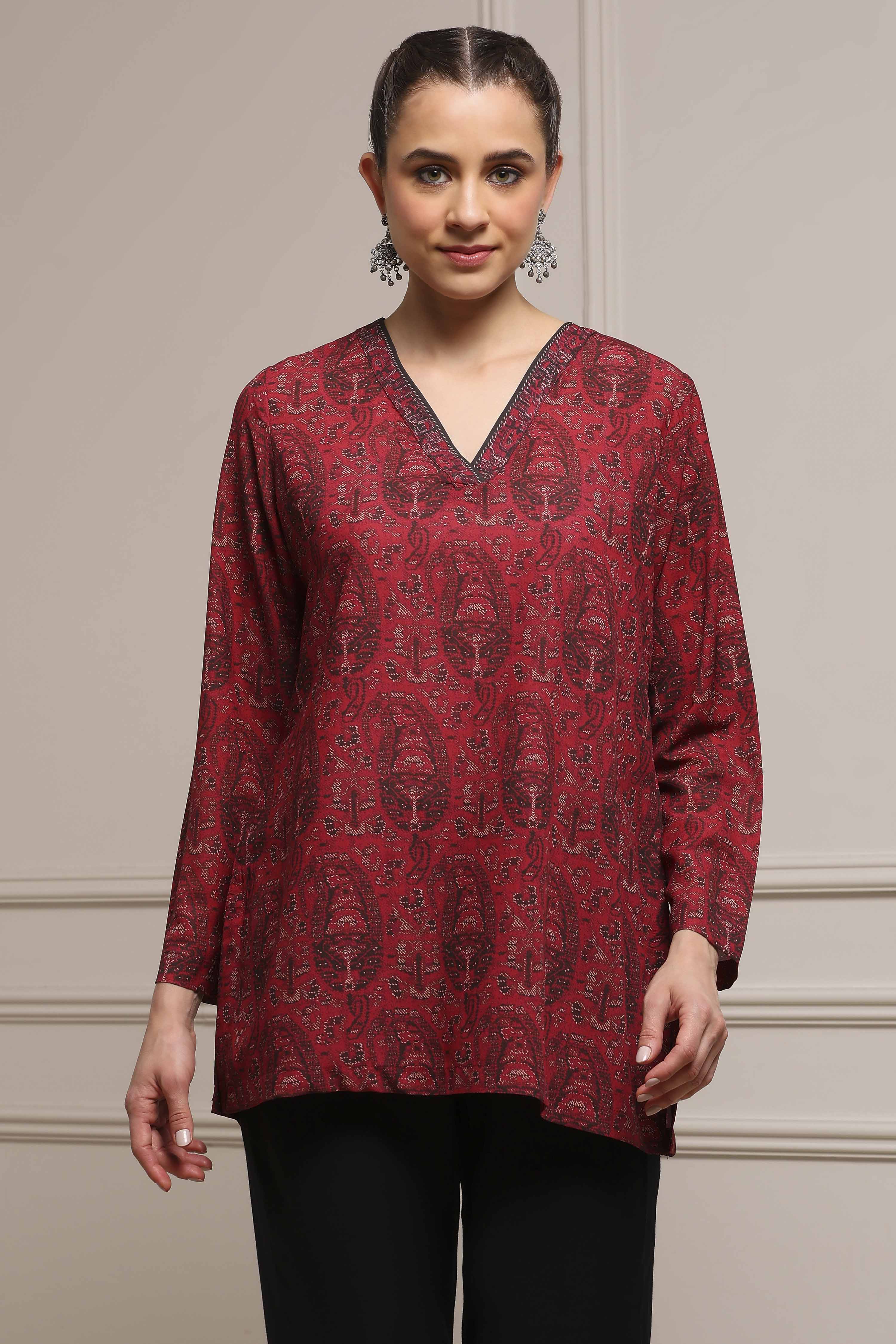 Off-White and Blue Printed Straight Short Kurta image number 5