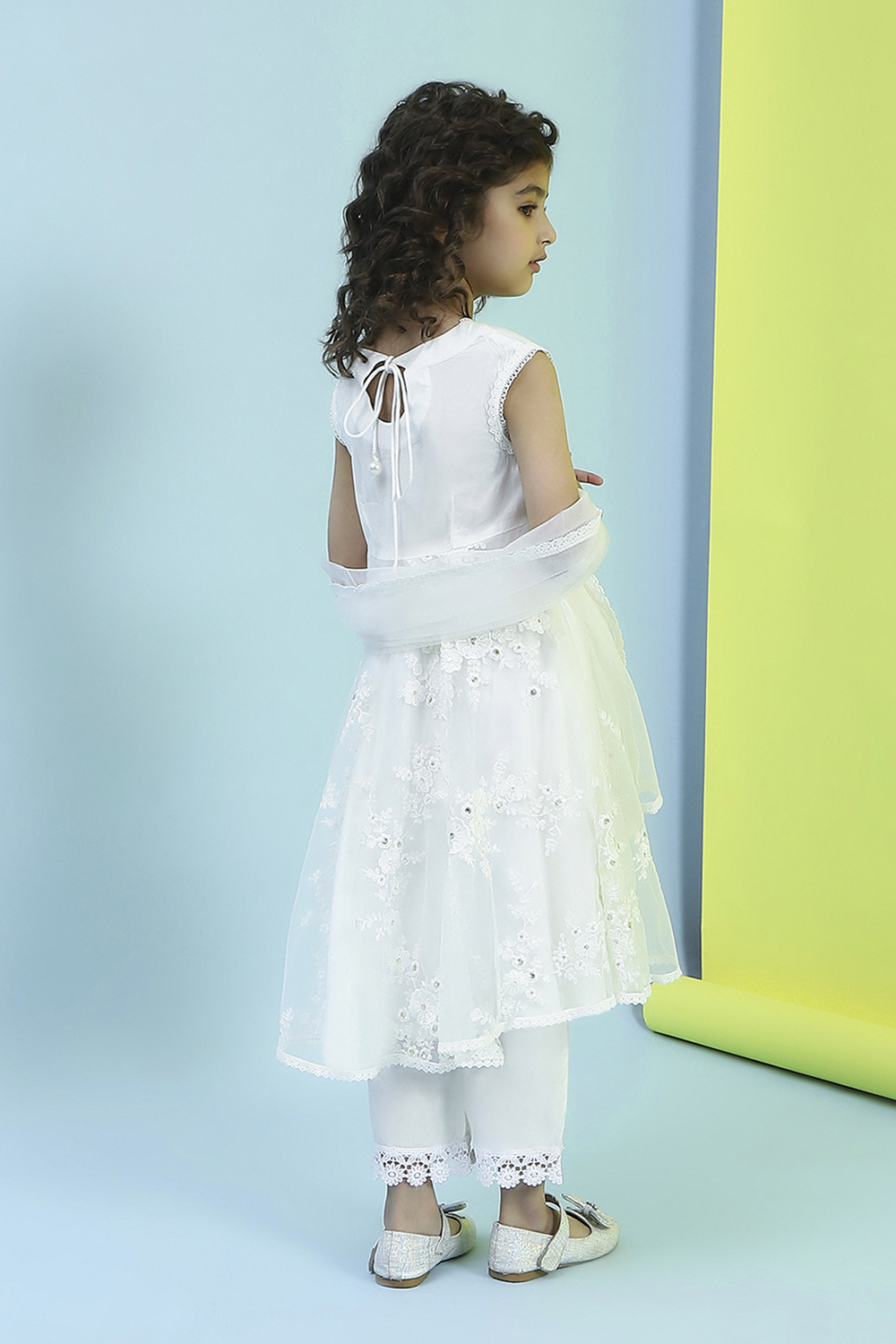 Off White Nylon Flared Suit Set image number 4