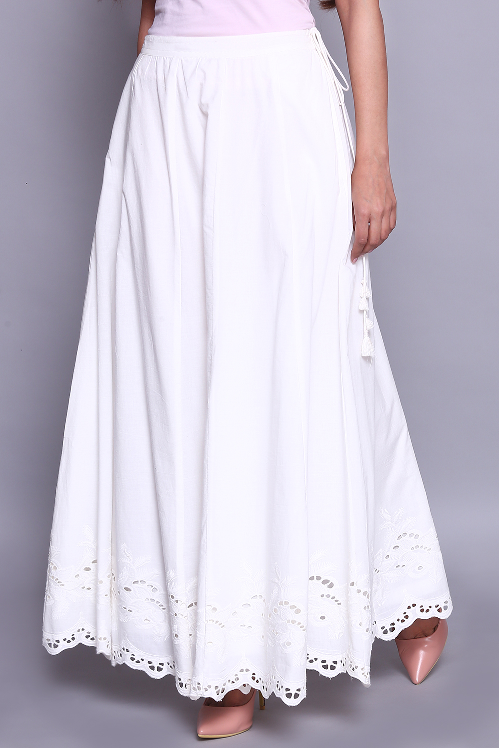 White Cotton Embroidered Skirt image number 3