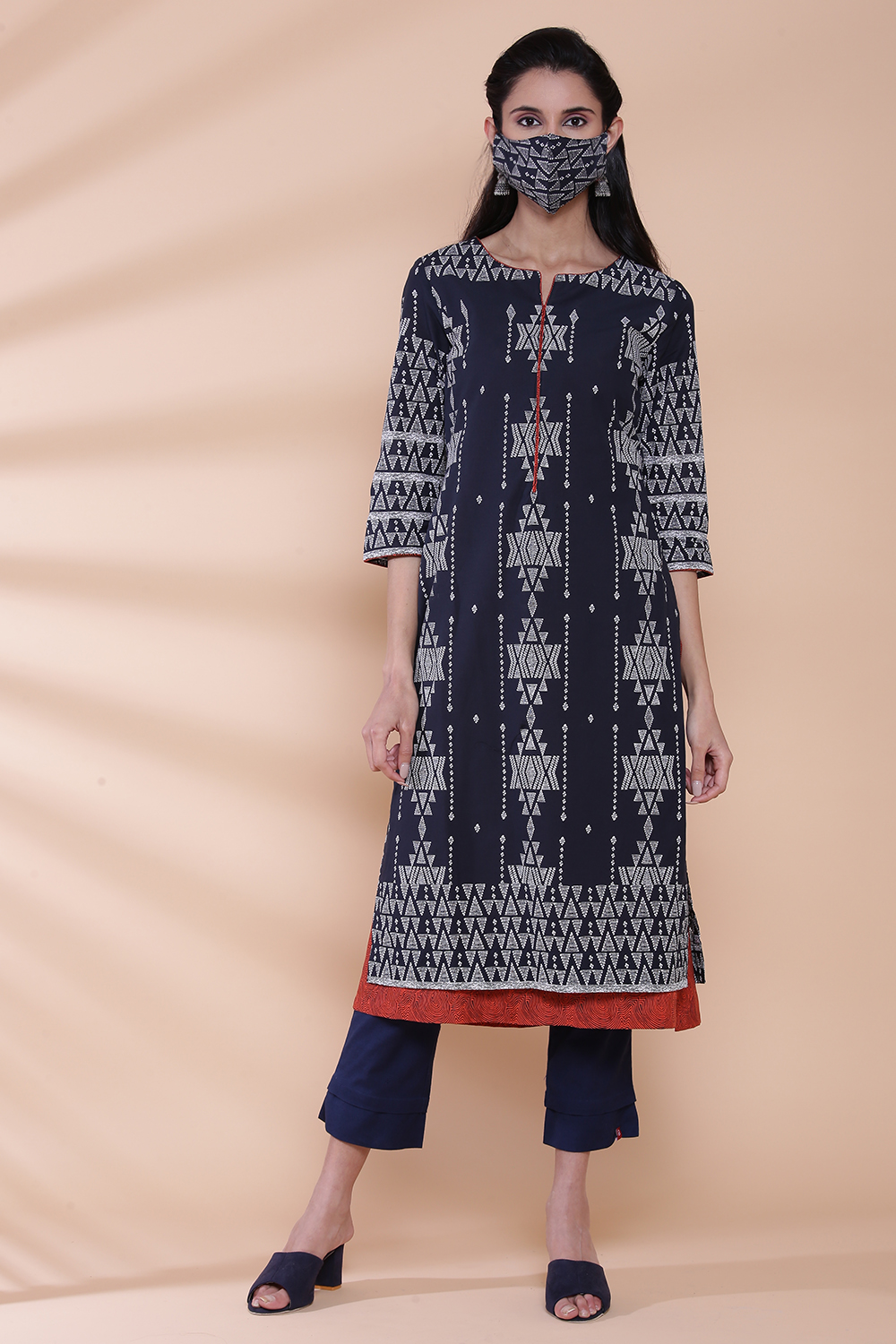 Black Cotton A-Line Printed Kurta image number 5