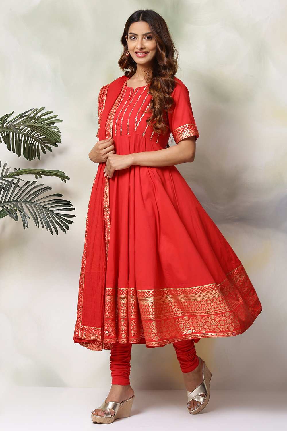 Red Cotton Anarkali Suit image number 4