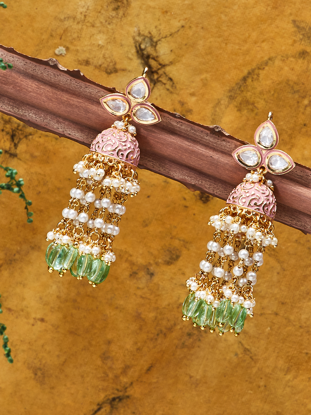 Pink Earrings image number 4