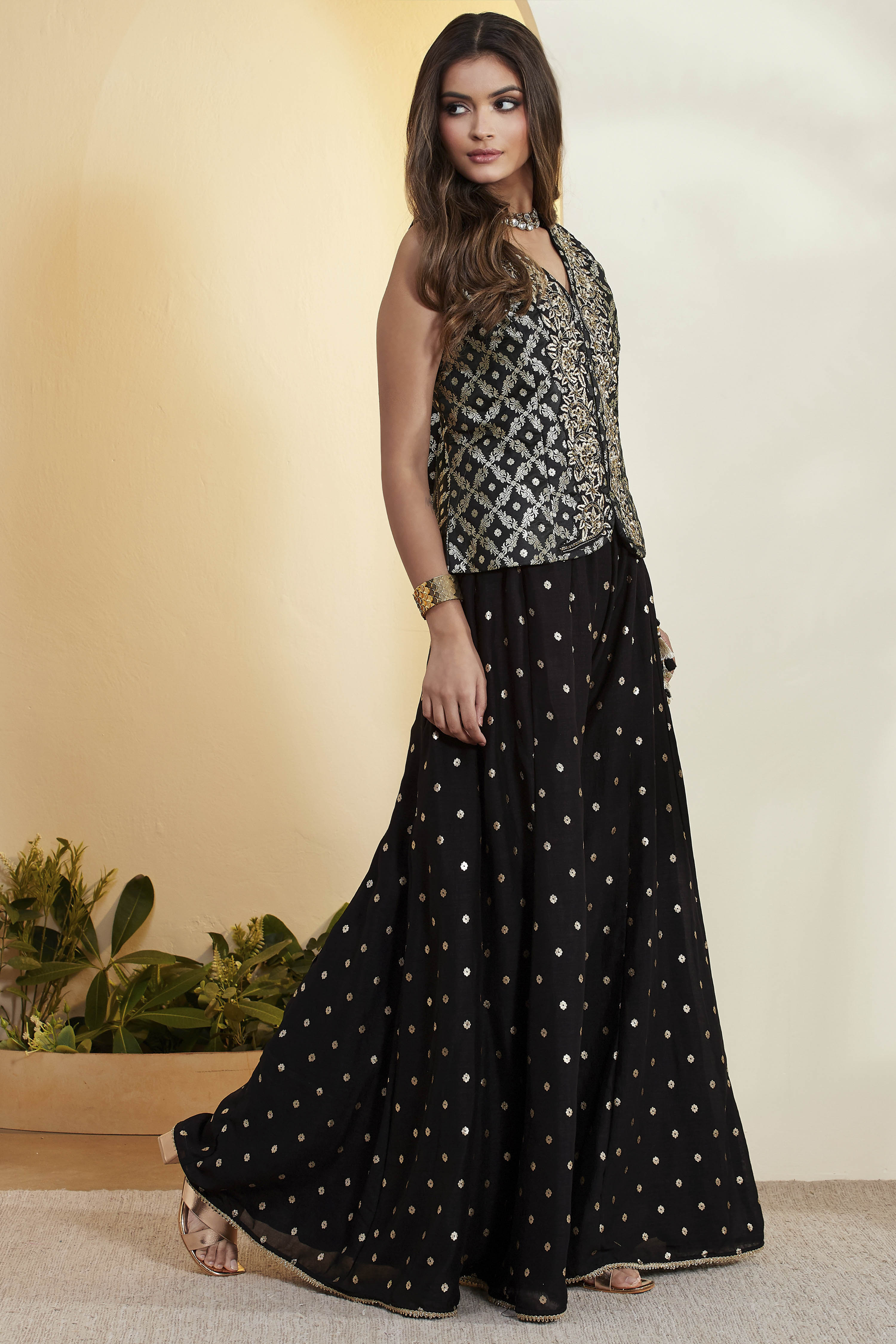 Black Viscose Rayon Embroidered Fusion Set image number 6