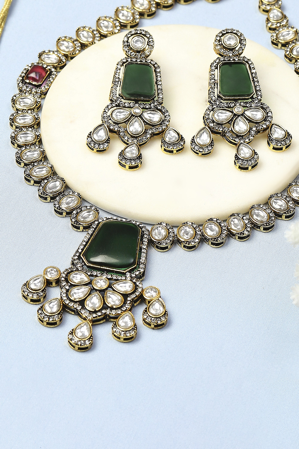 Green Pink Raanihaar Festive Set image number 4