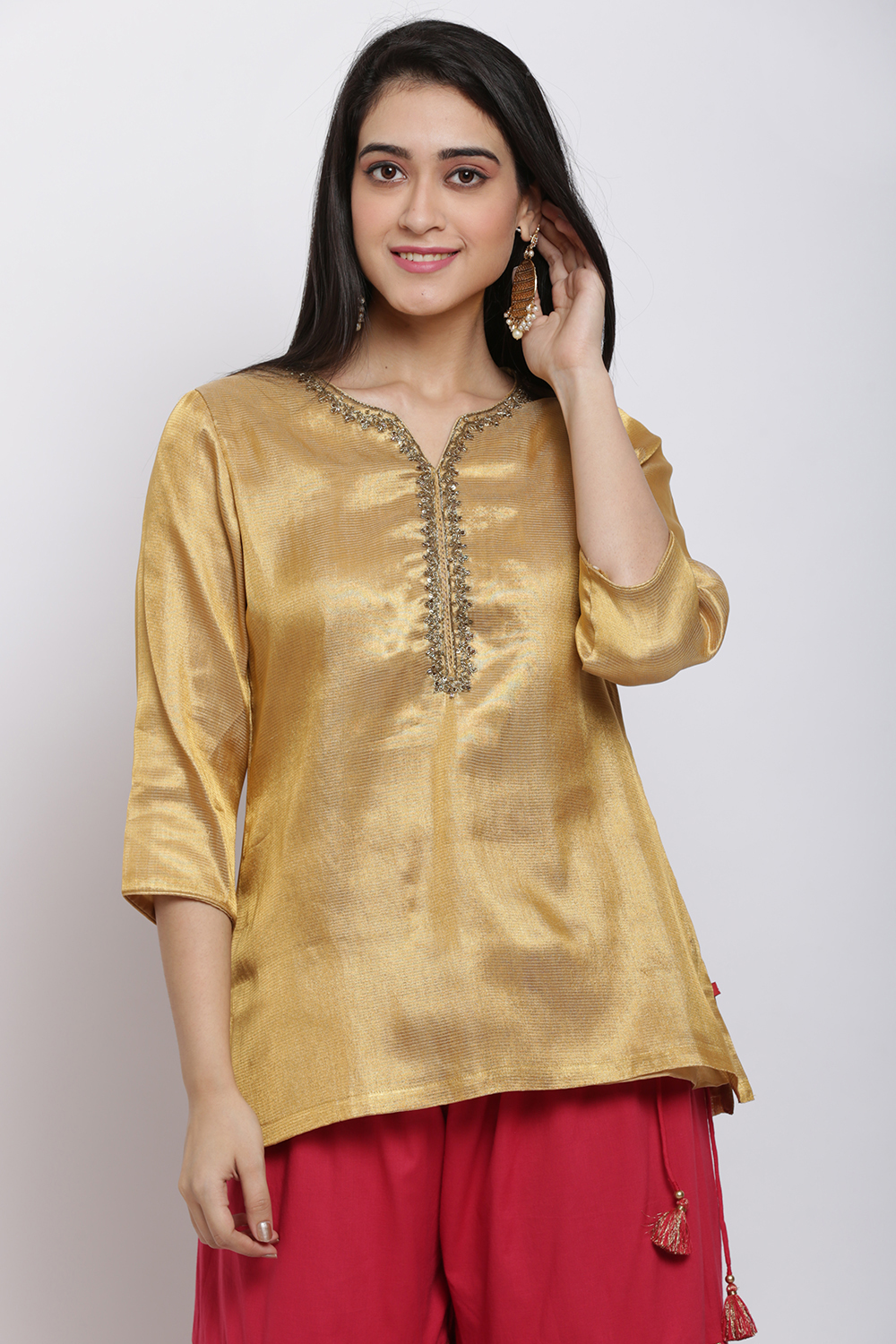 Golden Poly Metallic Yarndyed Kurti image number 2