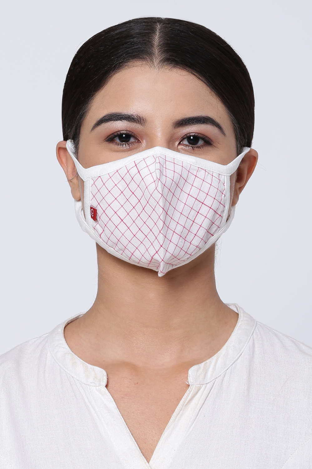 White Cotton Yarndyed Face Mask image number 0