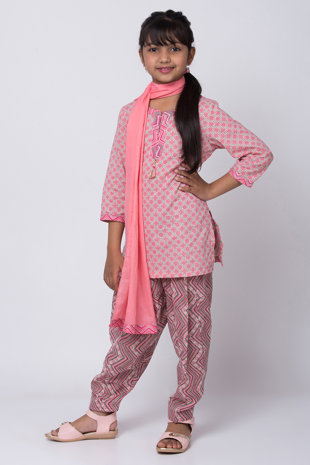 Peach Cotton Straight Kurta Salwar Suit Set image number 2